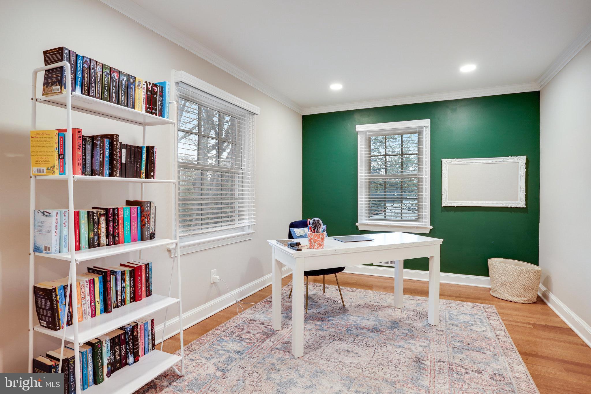 KENWOOD PARK - Residential