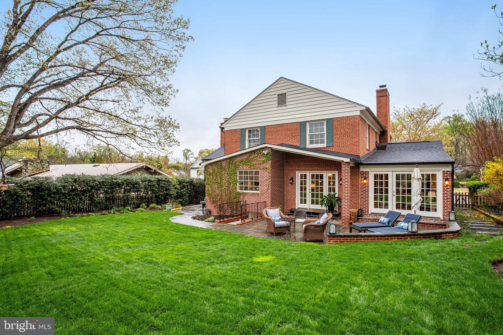 KENWOOD PARK - Residential