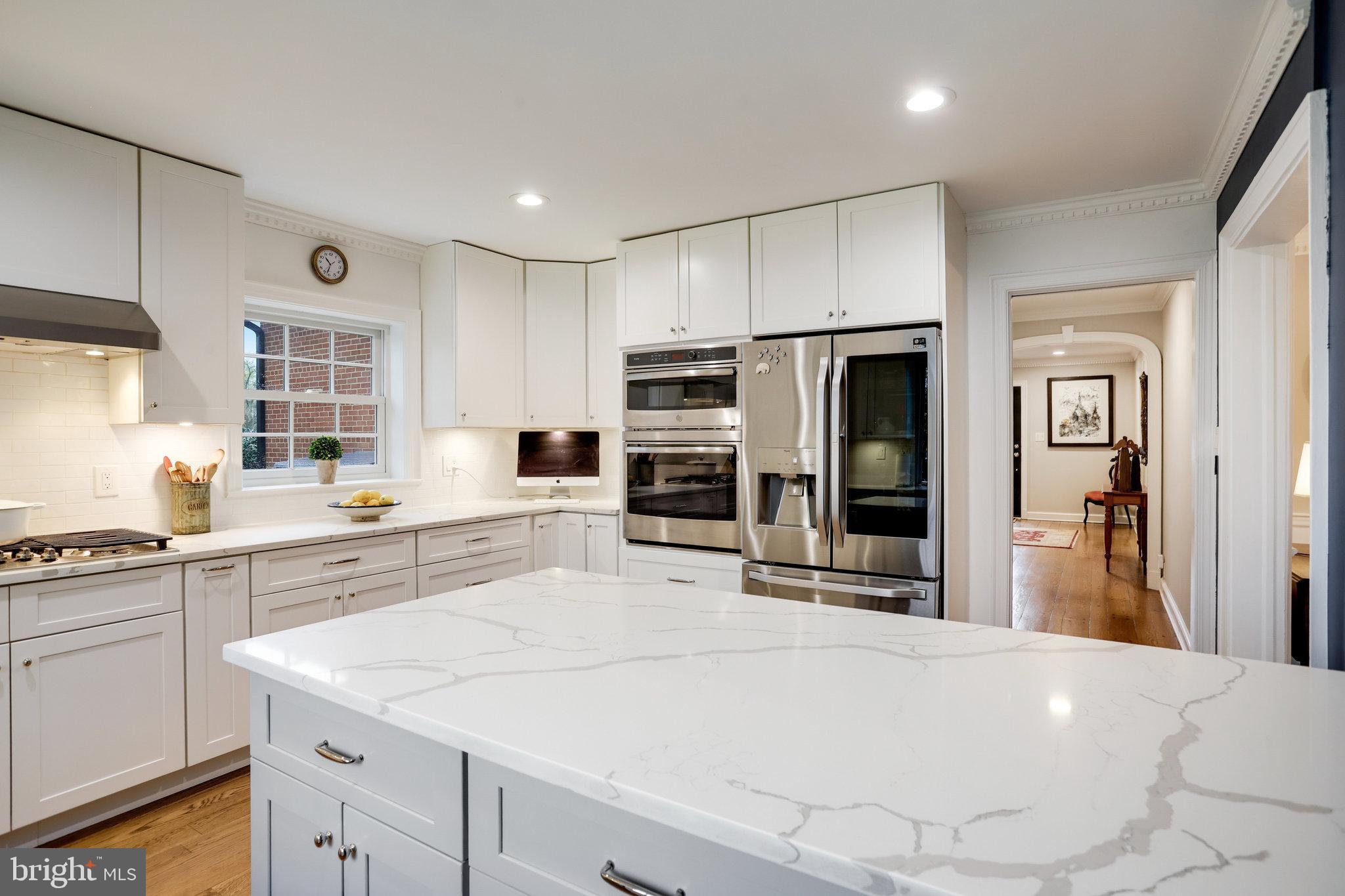 KENWOOD PARK - Residential