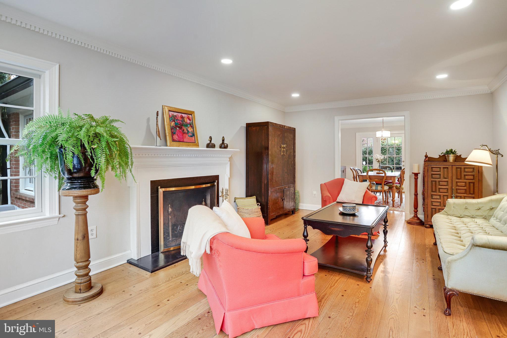 KENWOOD PARK - Residential