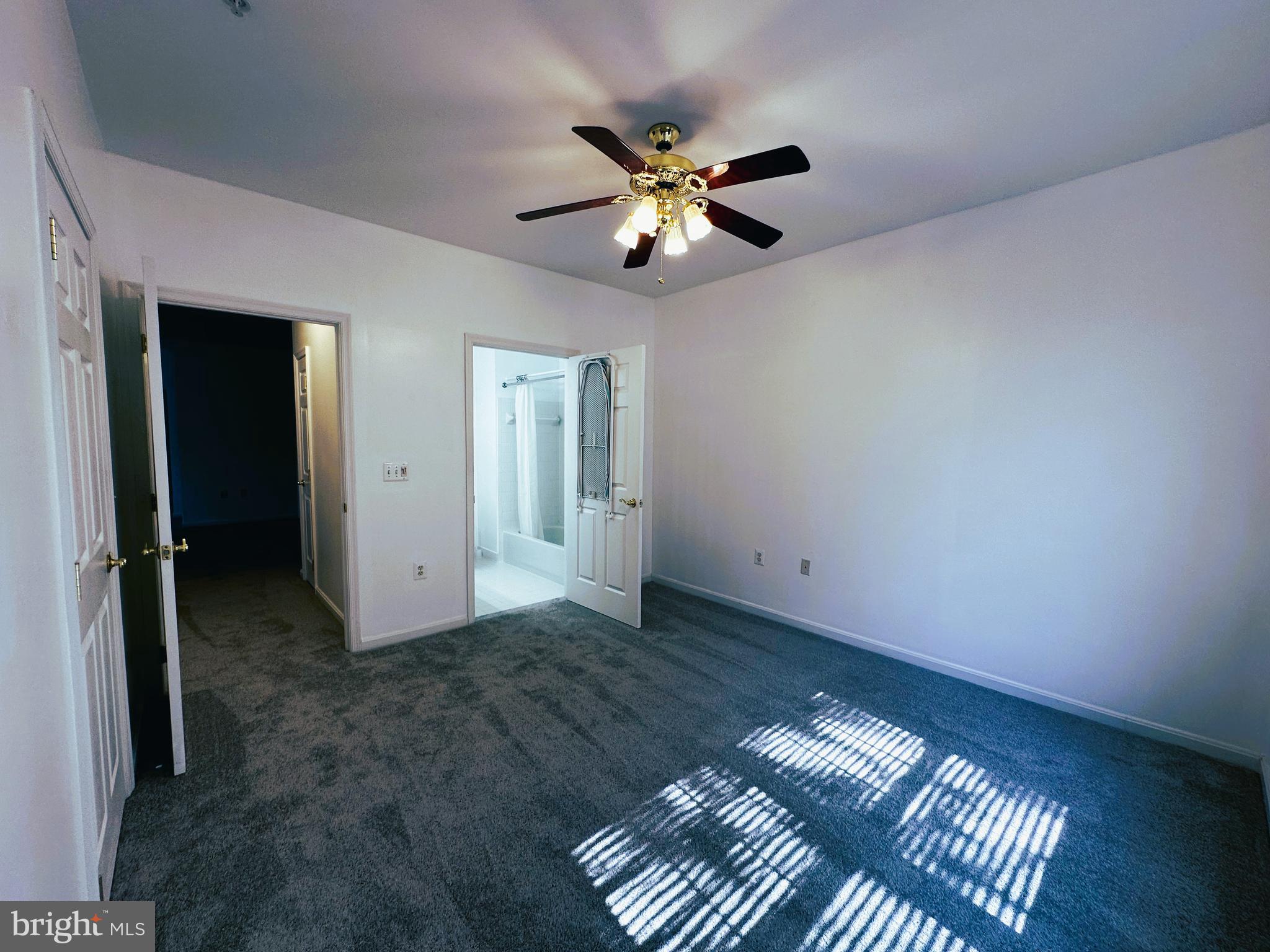 GREENHAVEN - Residential