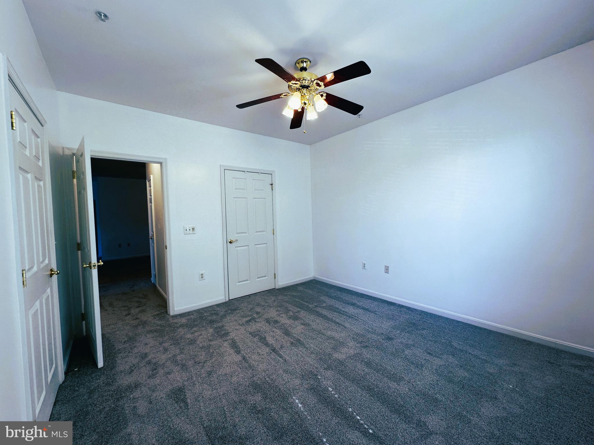 GREENHAVEN - Residential