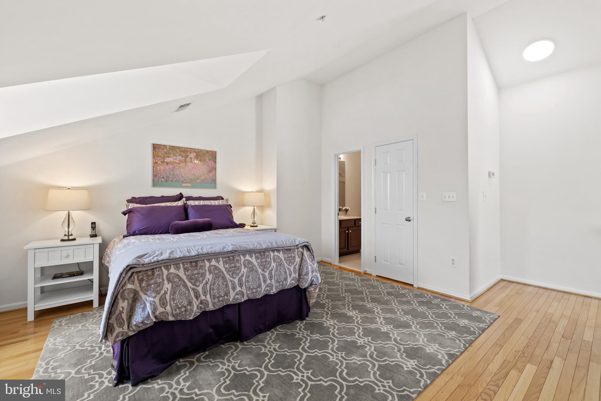 CAMERON STATION - Residential