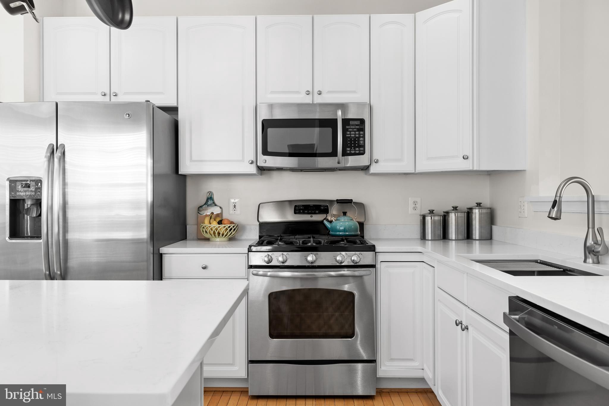 CAMERON STATION - Residential