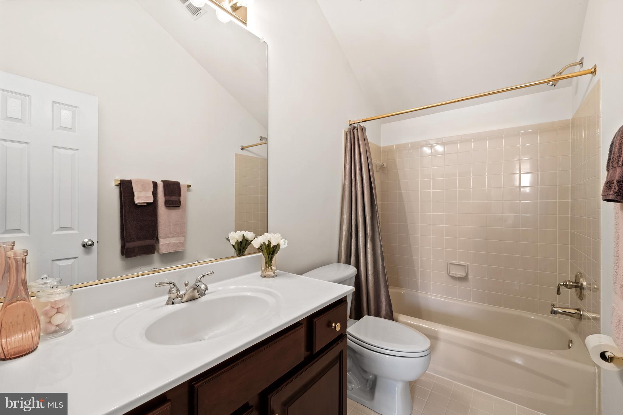 CAMERON STATION - Residential