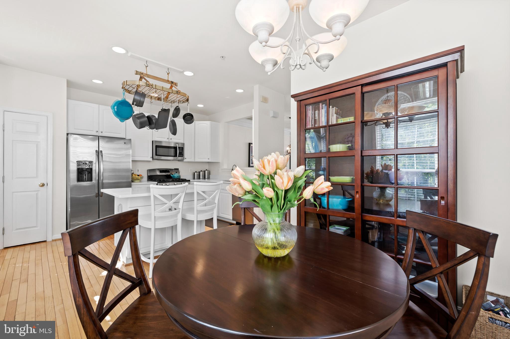 CAMERON STATION - Residential