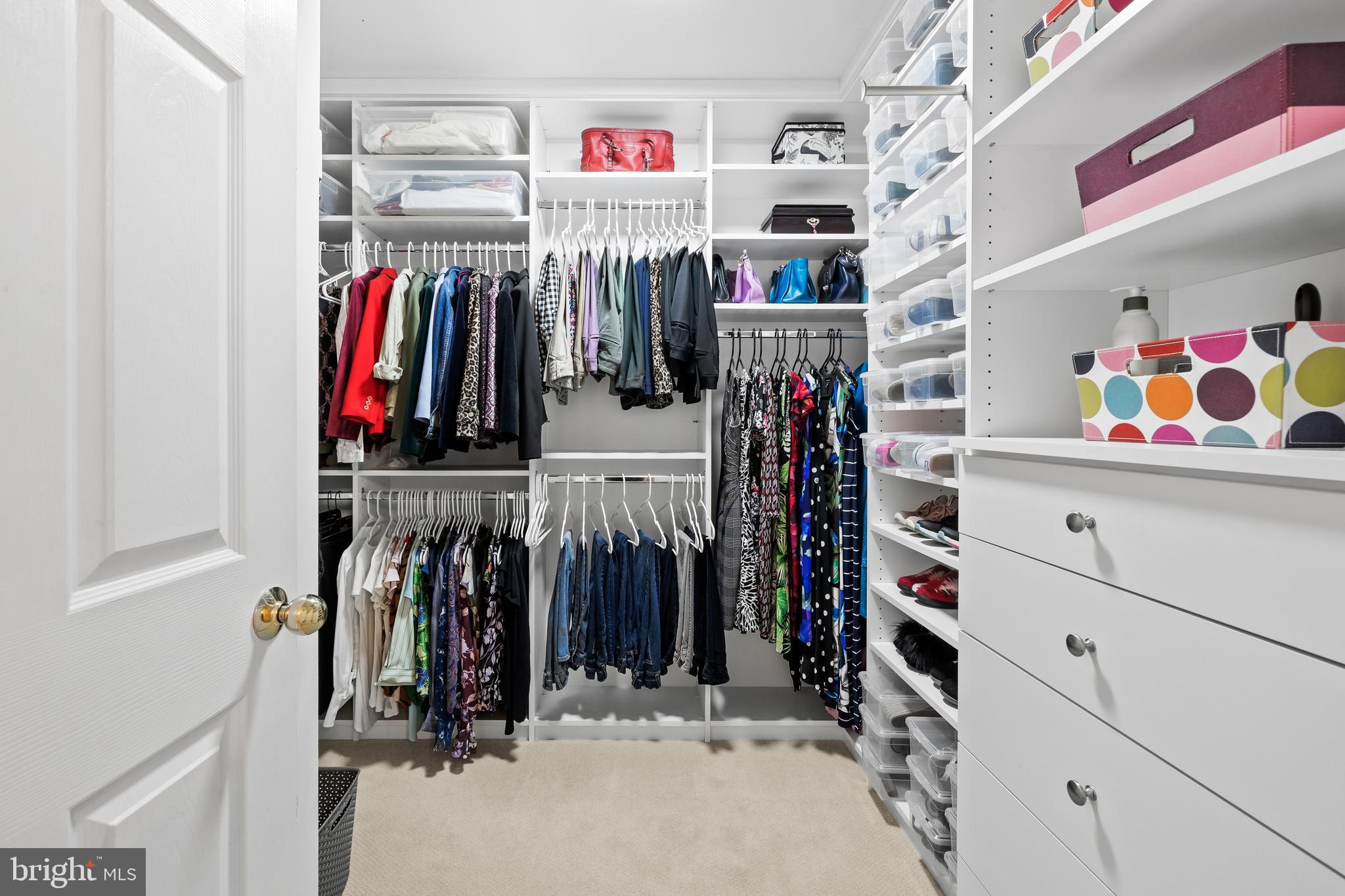 CAMERON STATION - Residential