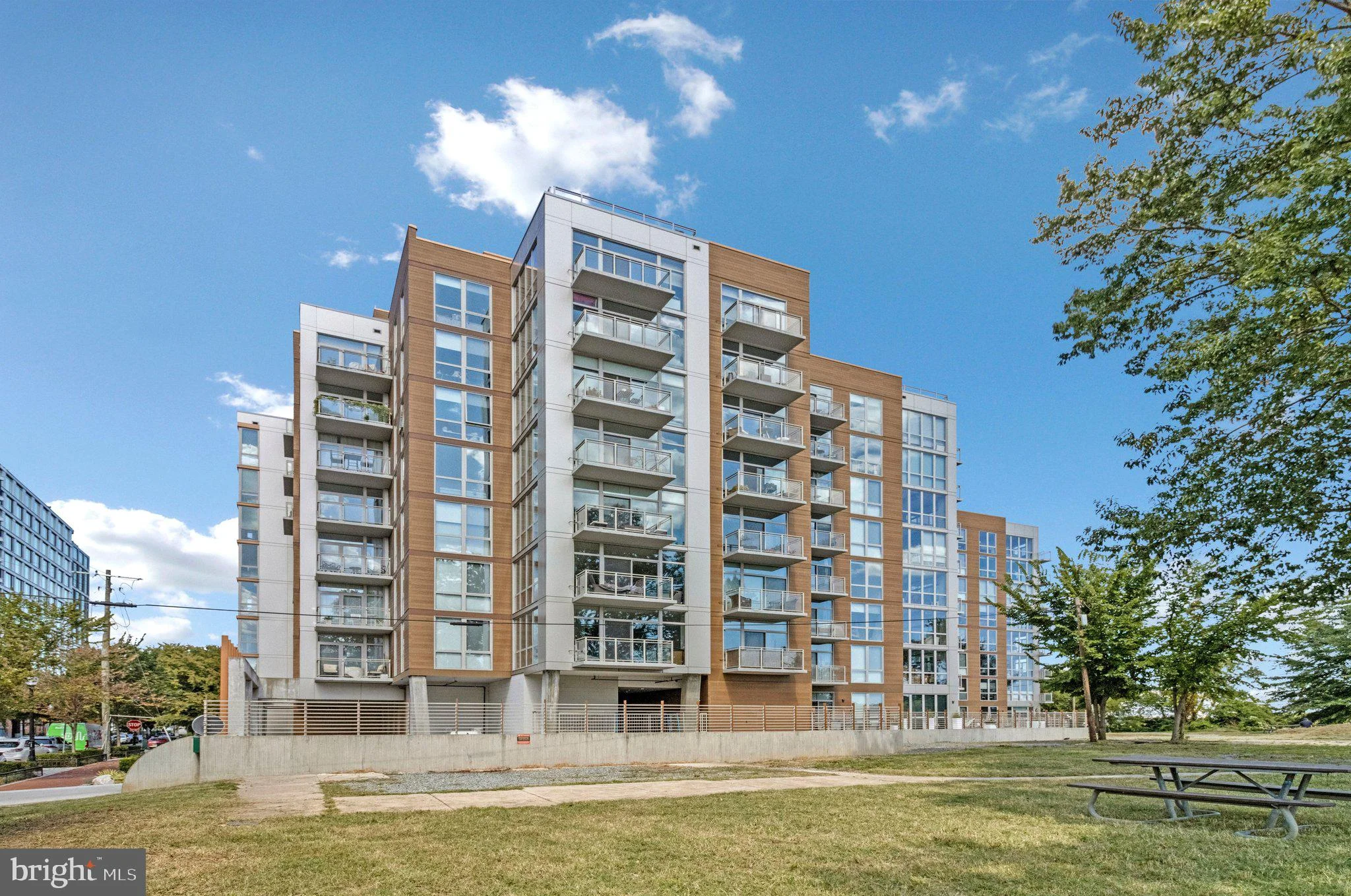 88 V Street SW Unit 801, Washington, DC, 20024