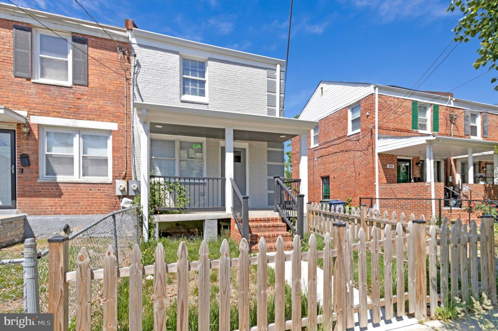 Photo of 5532 C Street SE, WASHINGTON, DC 20019 (MLS # DCDC2259856)