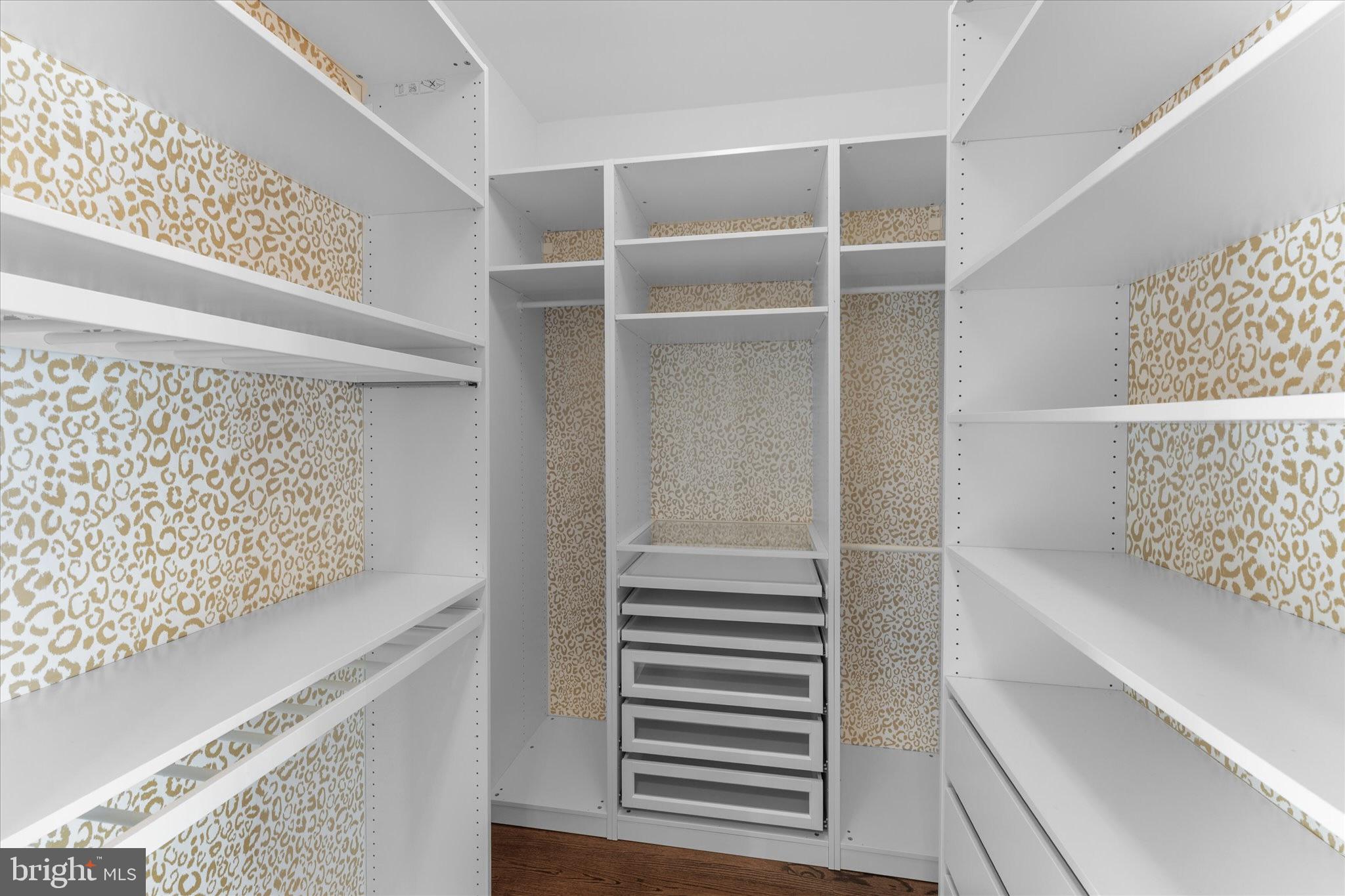 SADDLE RIDGE FARMS - Residential