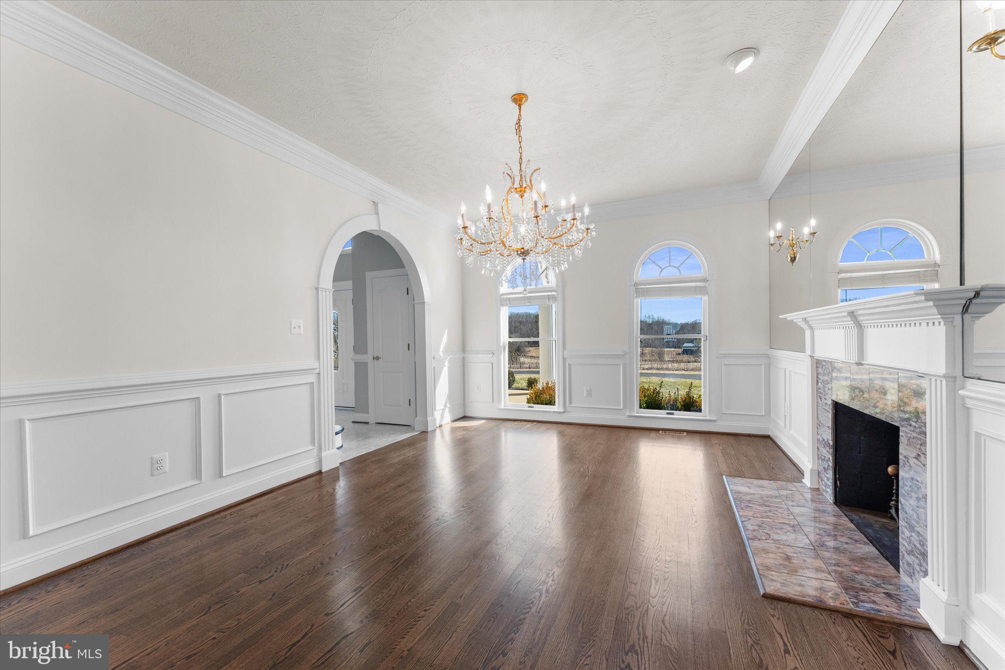 SADDLE RIDGE FARMS - Residential