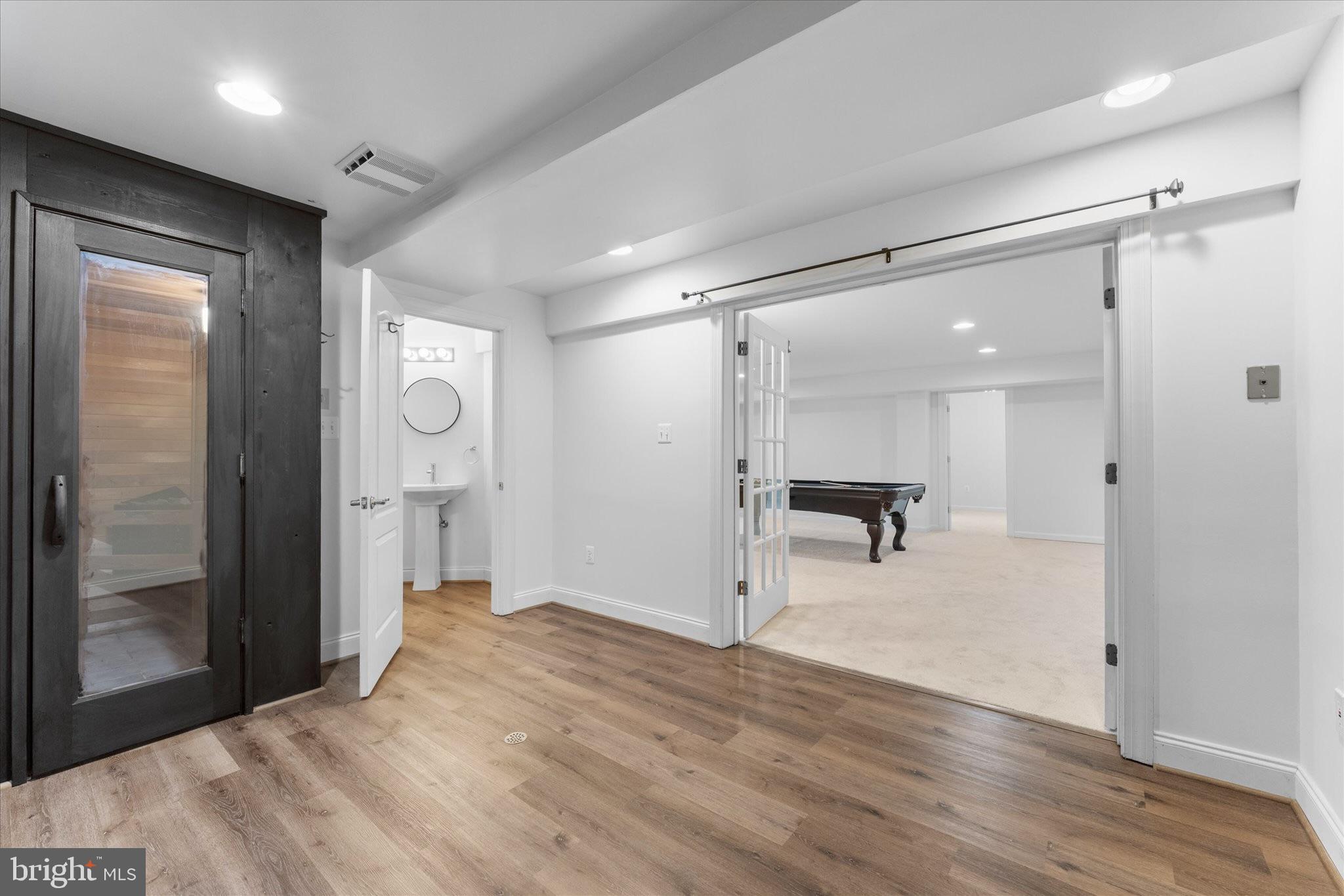 SADDLE RIDGE FARMS - Residential