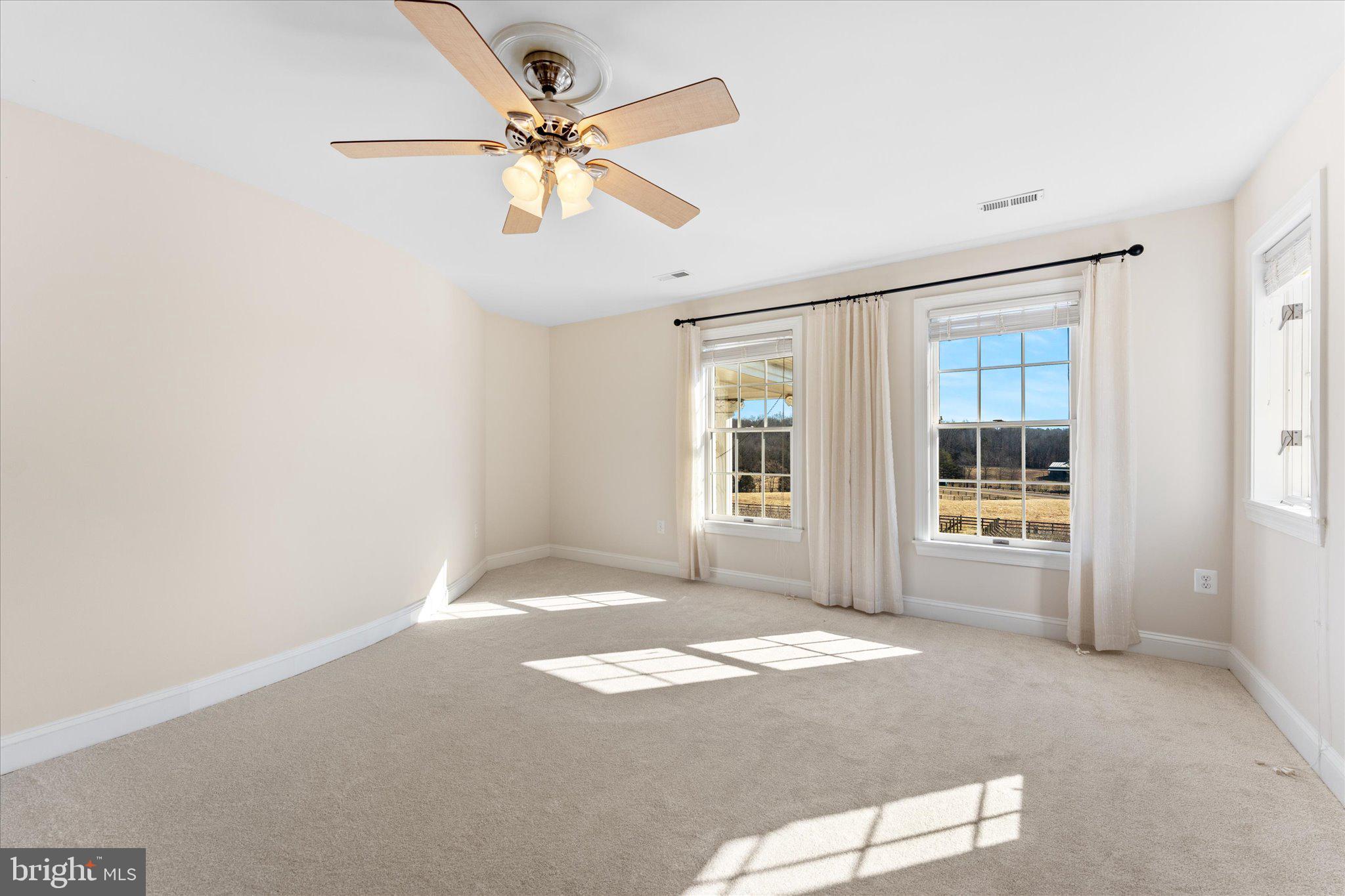 SADDLE RIDGE FARMS - Residential