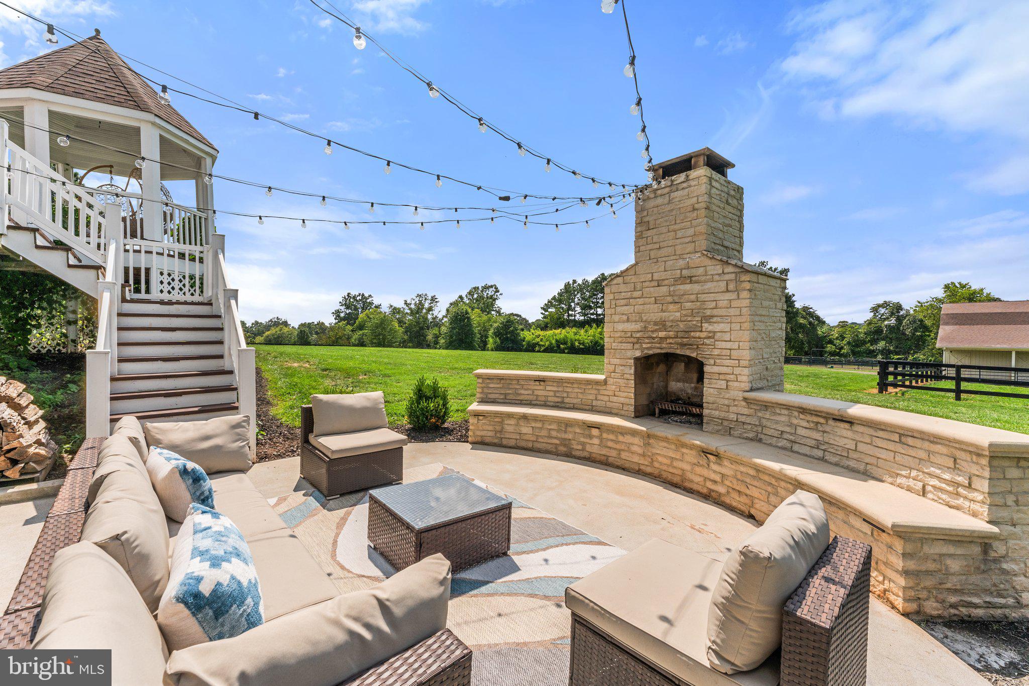 SADDLE RIDGE FARMS - Residential