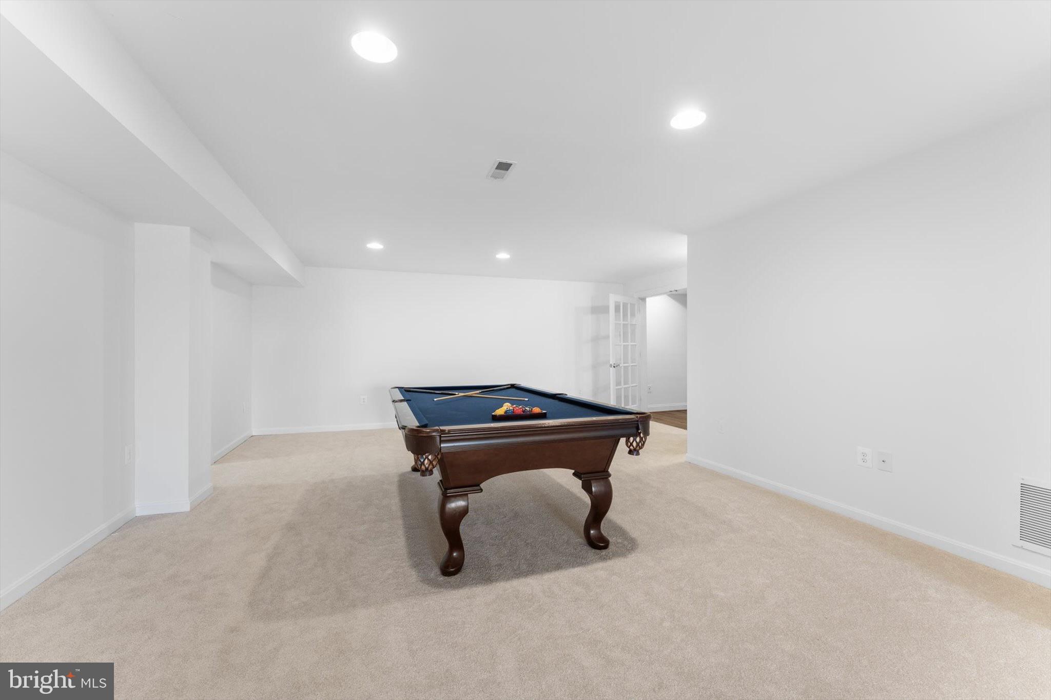 SADDLE RIDGE FARMS - Residential