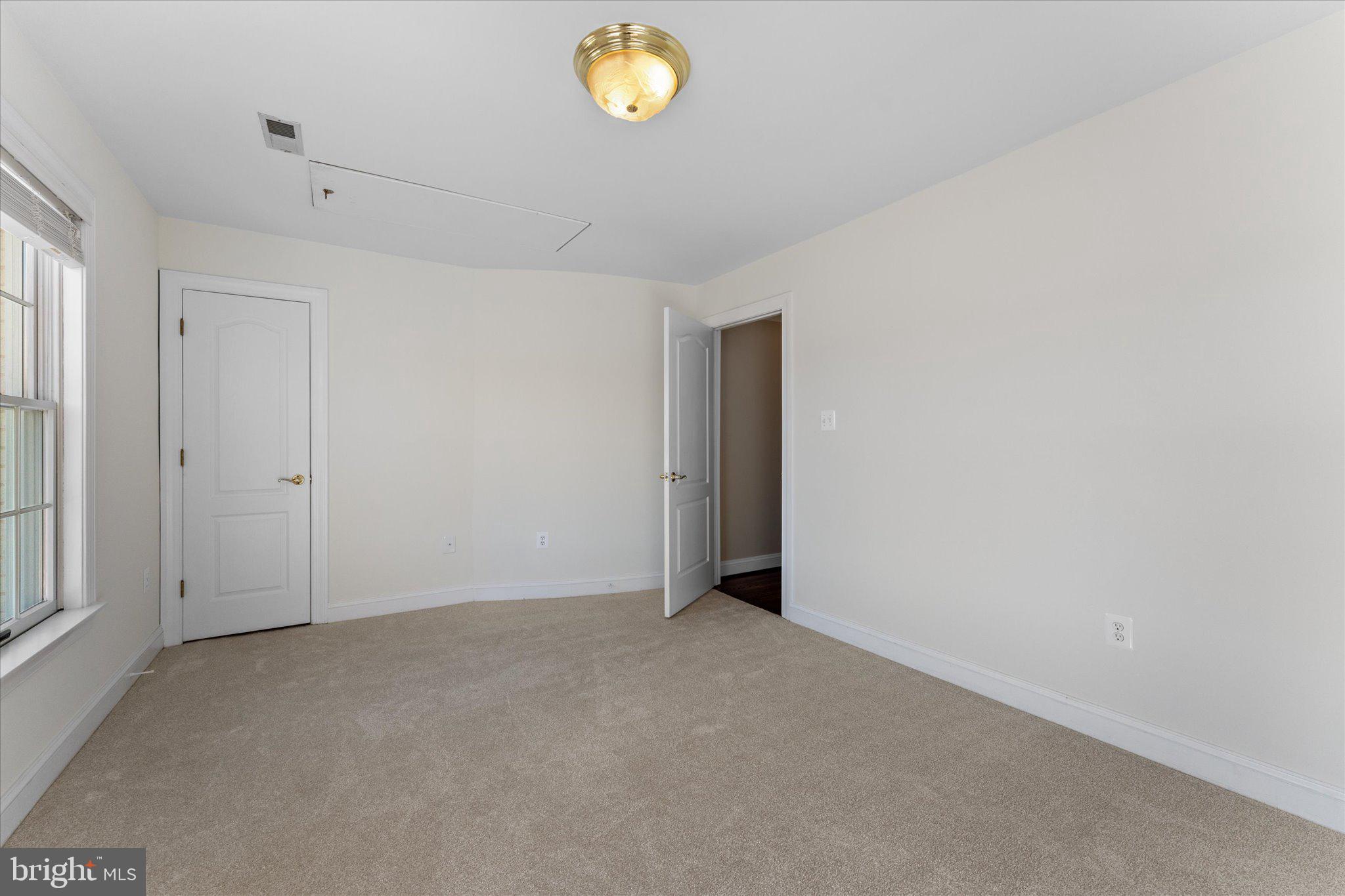 SADDLE RIDGE FARMS - Residential