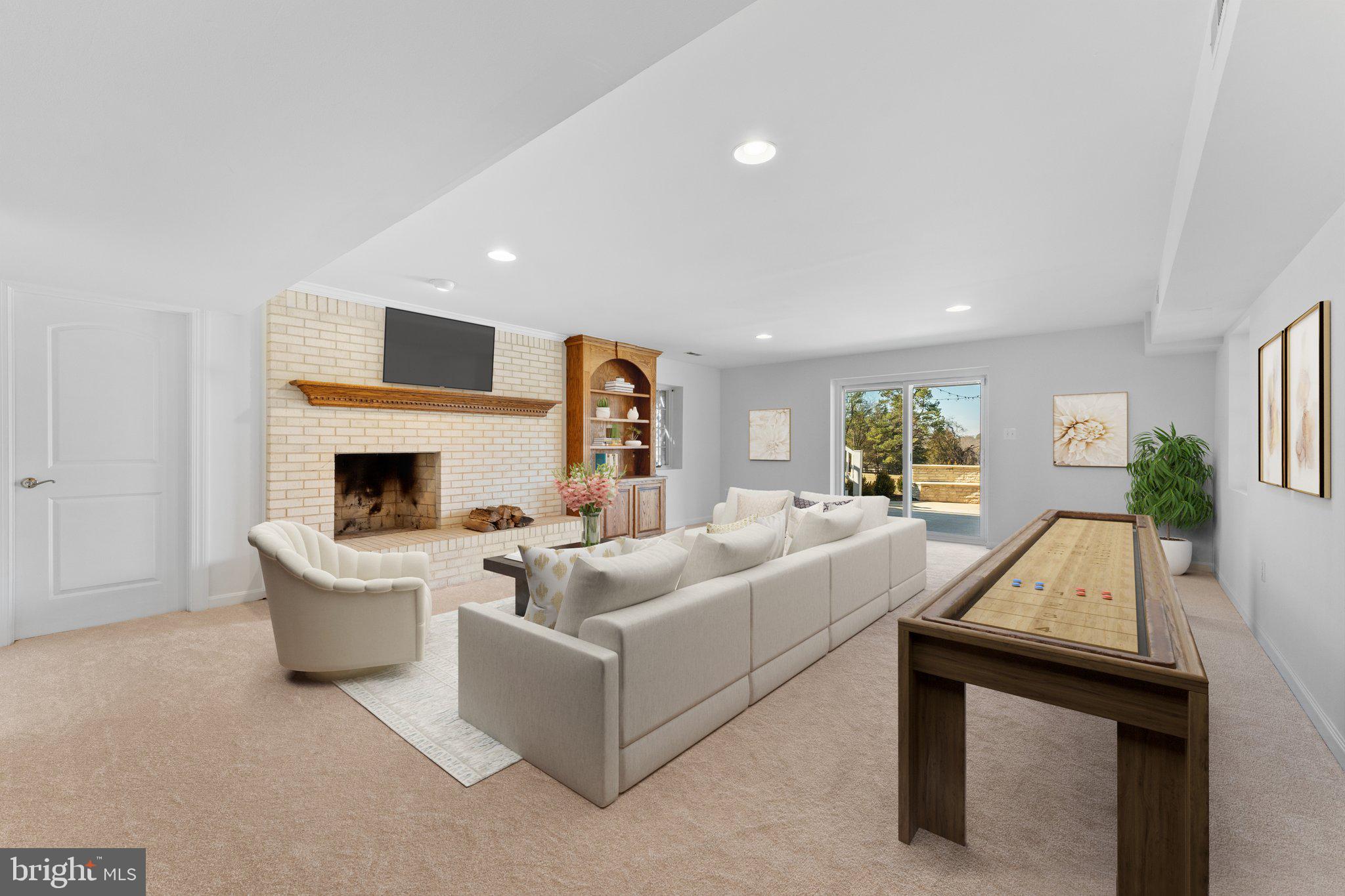 SADDLE RIDGE FARMS - Residential