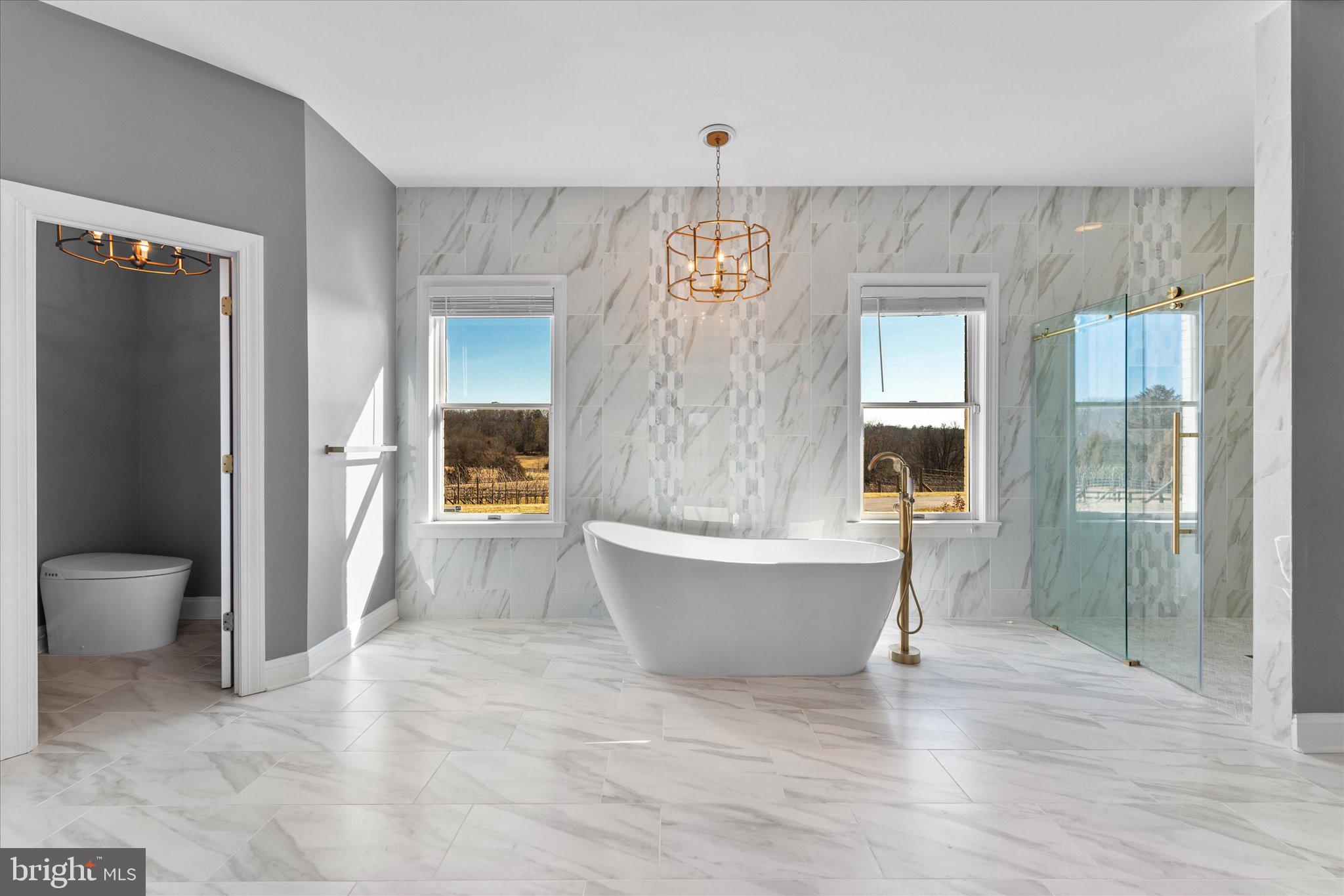 SADDLE RIDGE FARMS - Residential