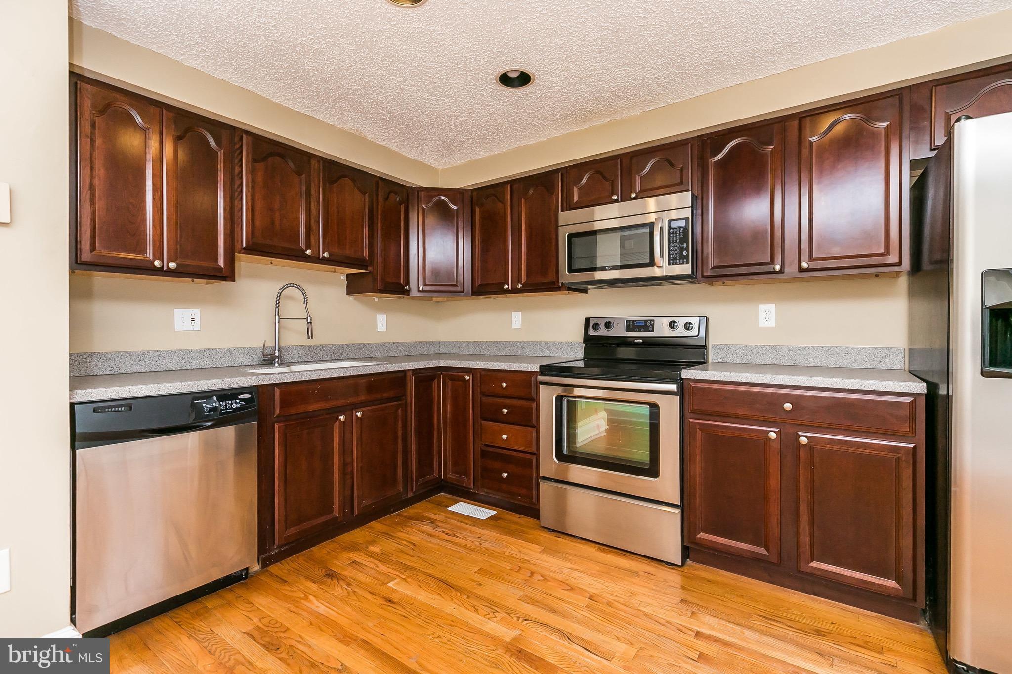 WASHINGTON VILLAGE - Residential