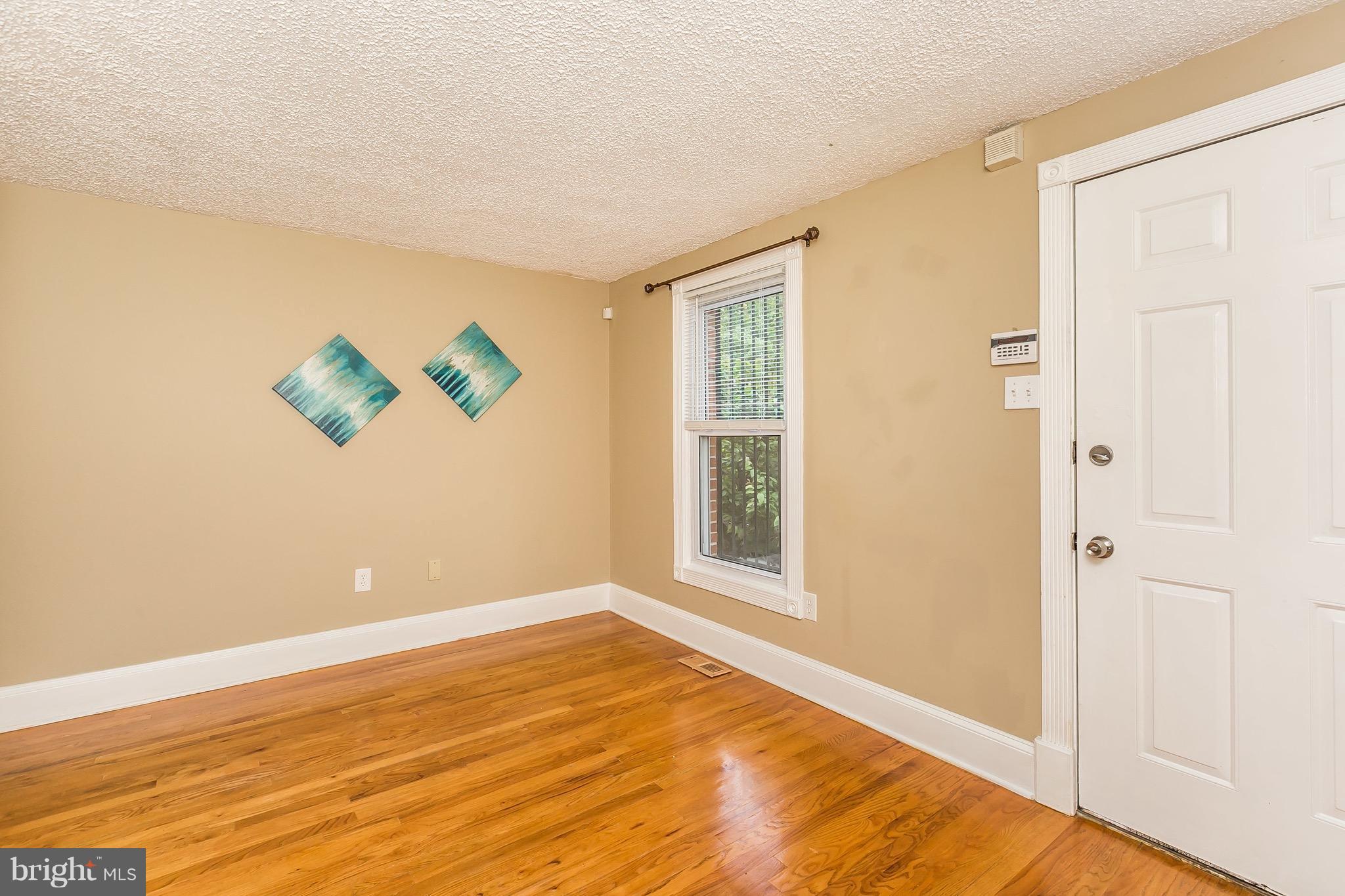 WASHINGTON VILLAGE - Residential