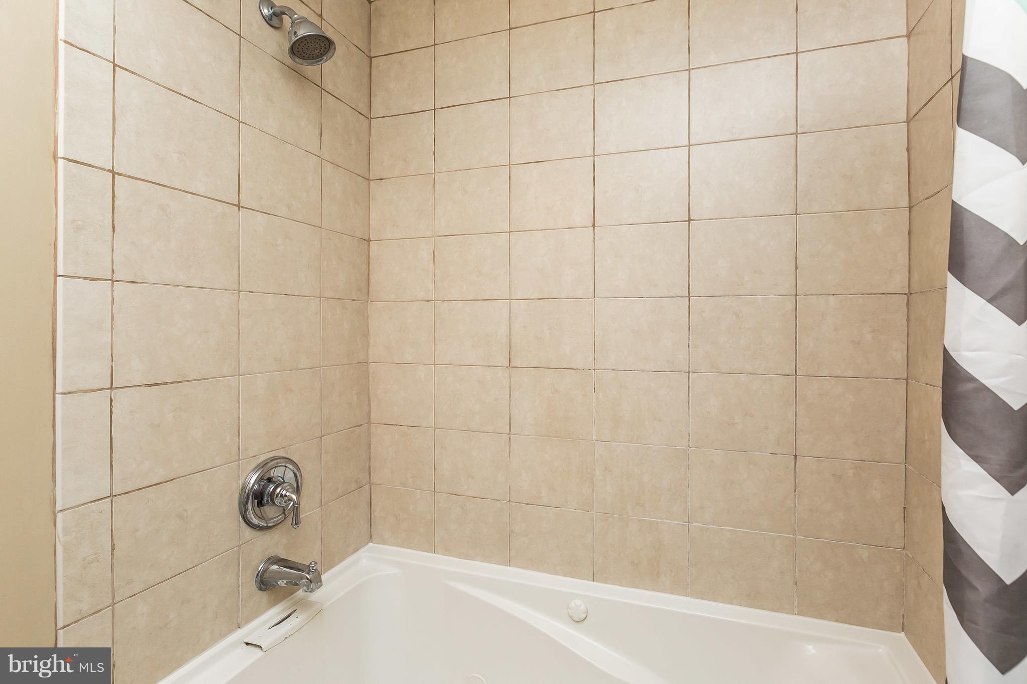 WASHINGTON VILLAGE - Residential