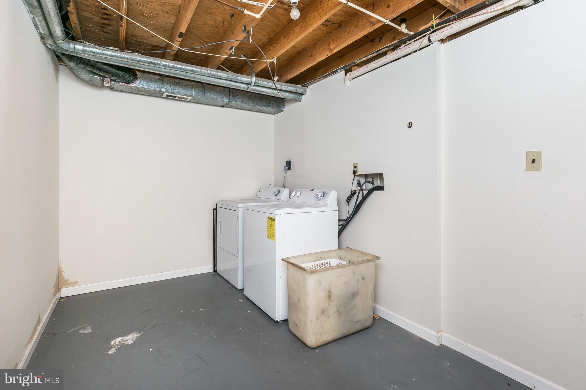 WASHINGTON VILLAGE - Residential