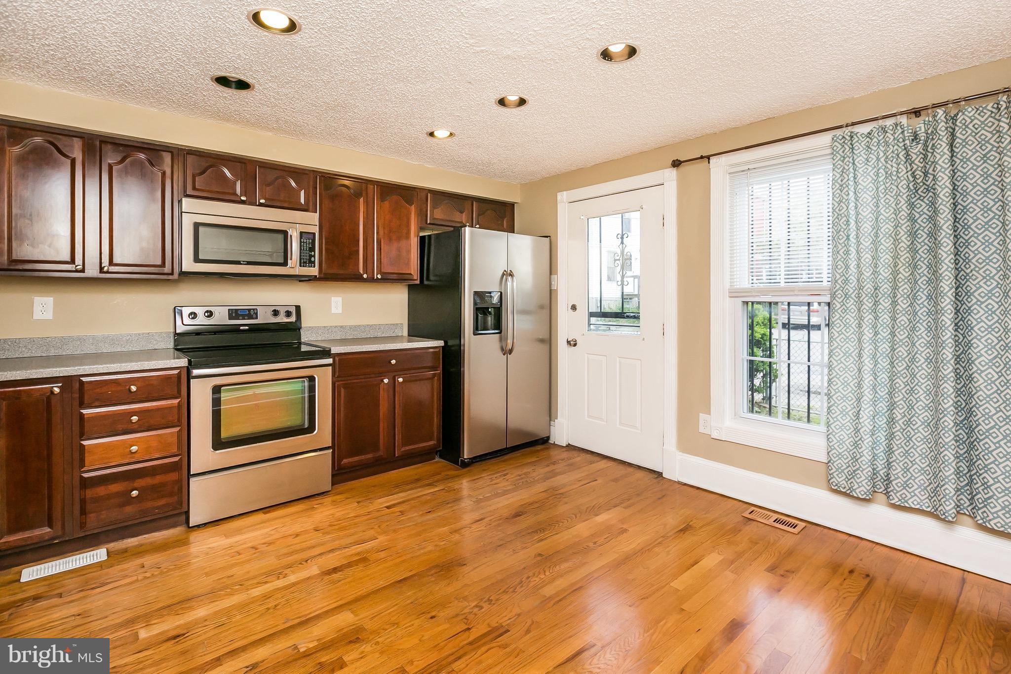 WASHINGTON VILLAGE - Residential