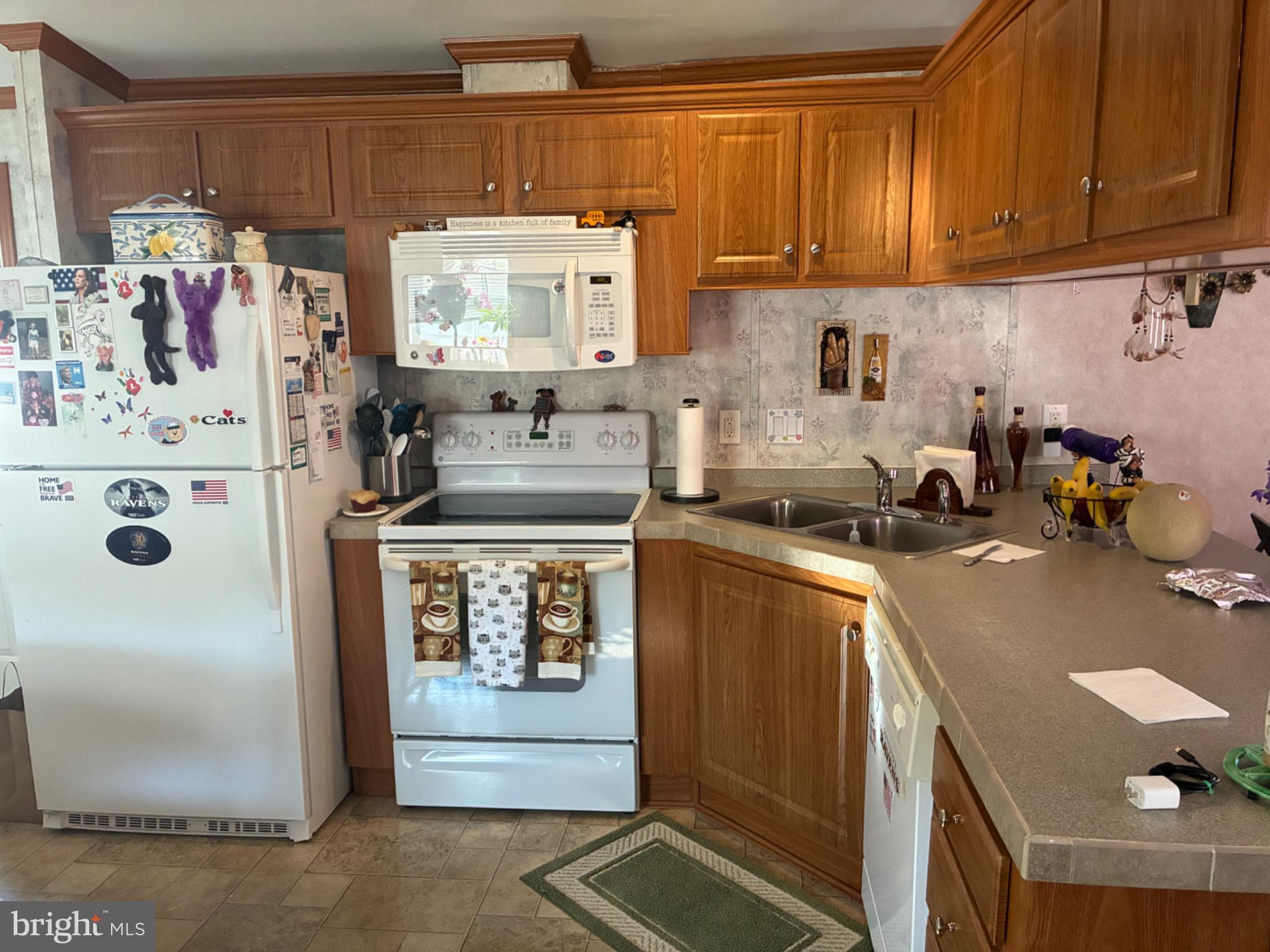 WILLIAMS ESTATES - Residential