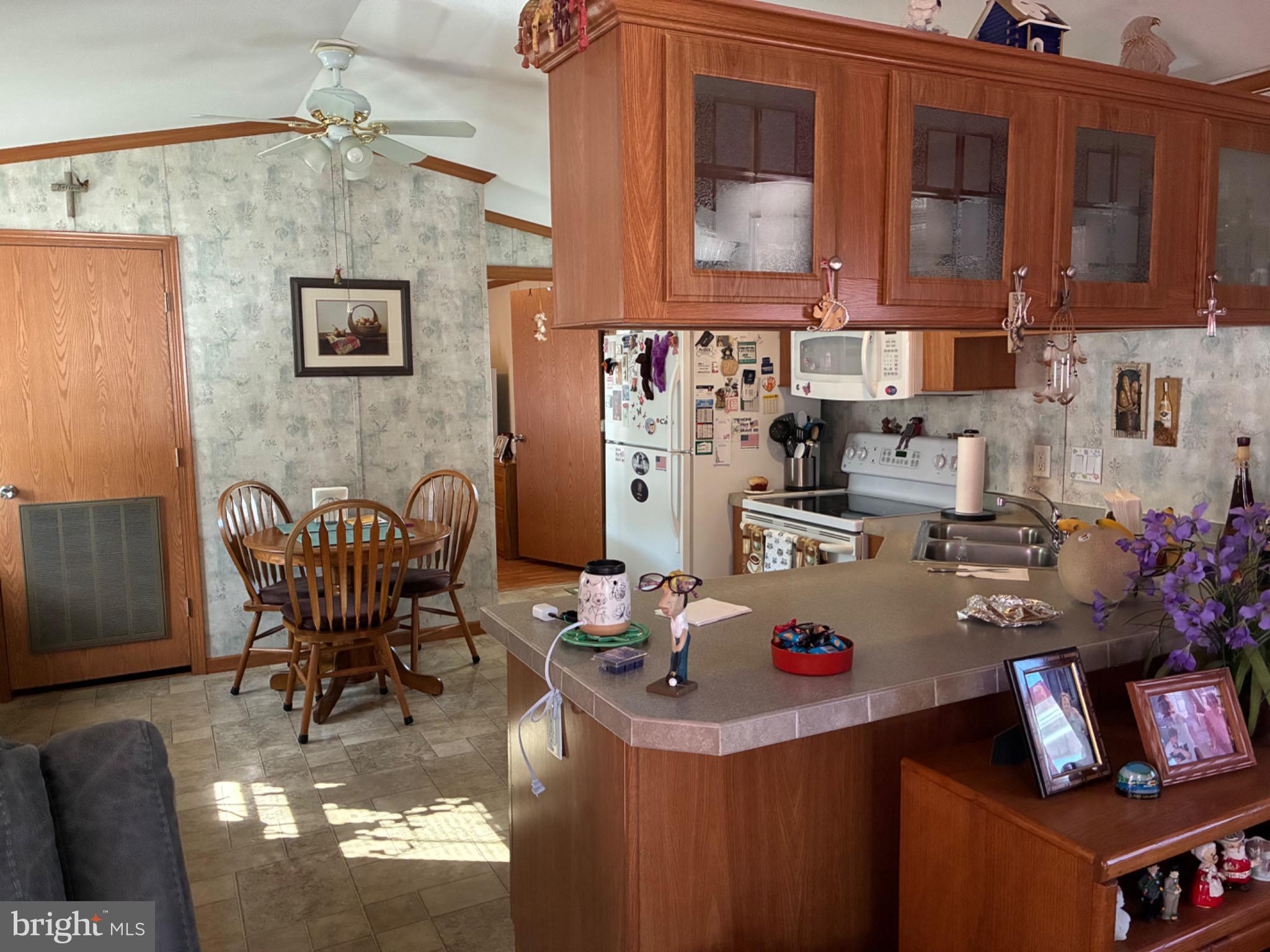 WILLIAMS ESTATES - Residential