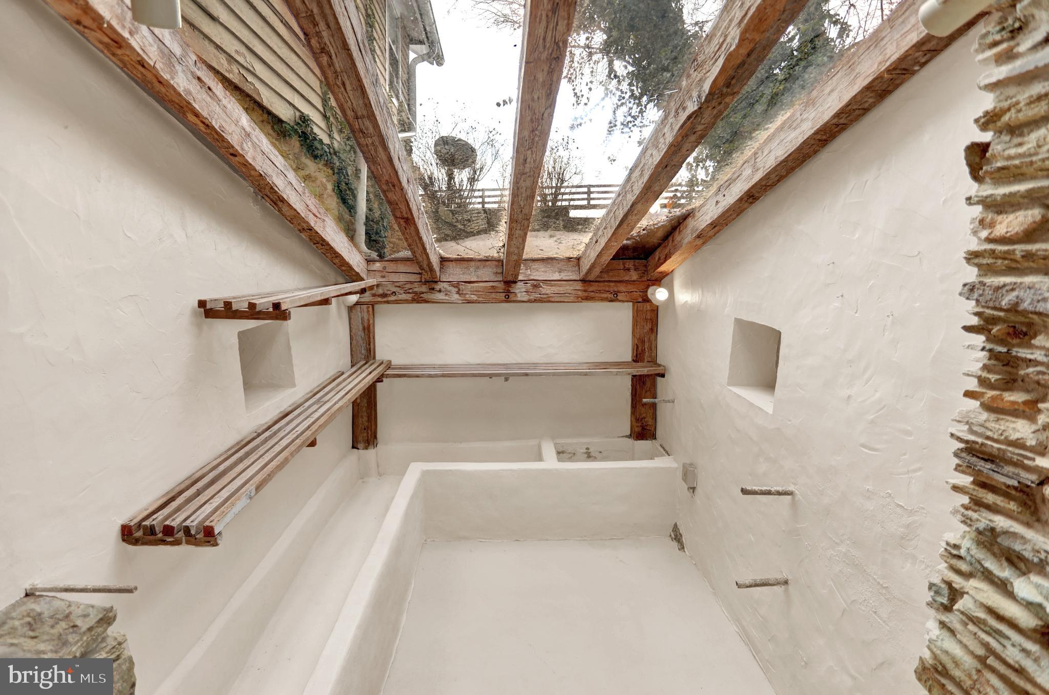 UNIONTOWN - Residential Lease