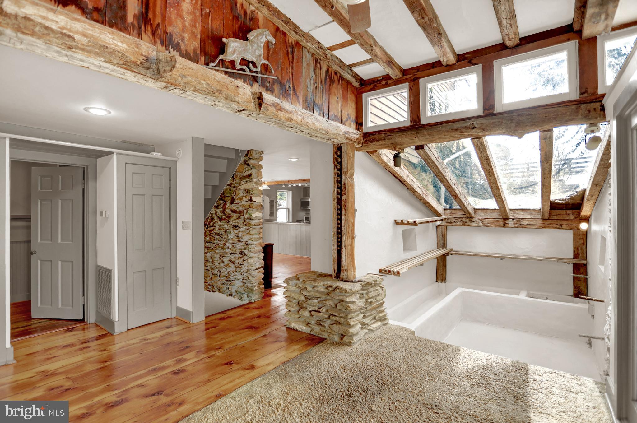 UNIONTOWN - Residential Lease