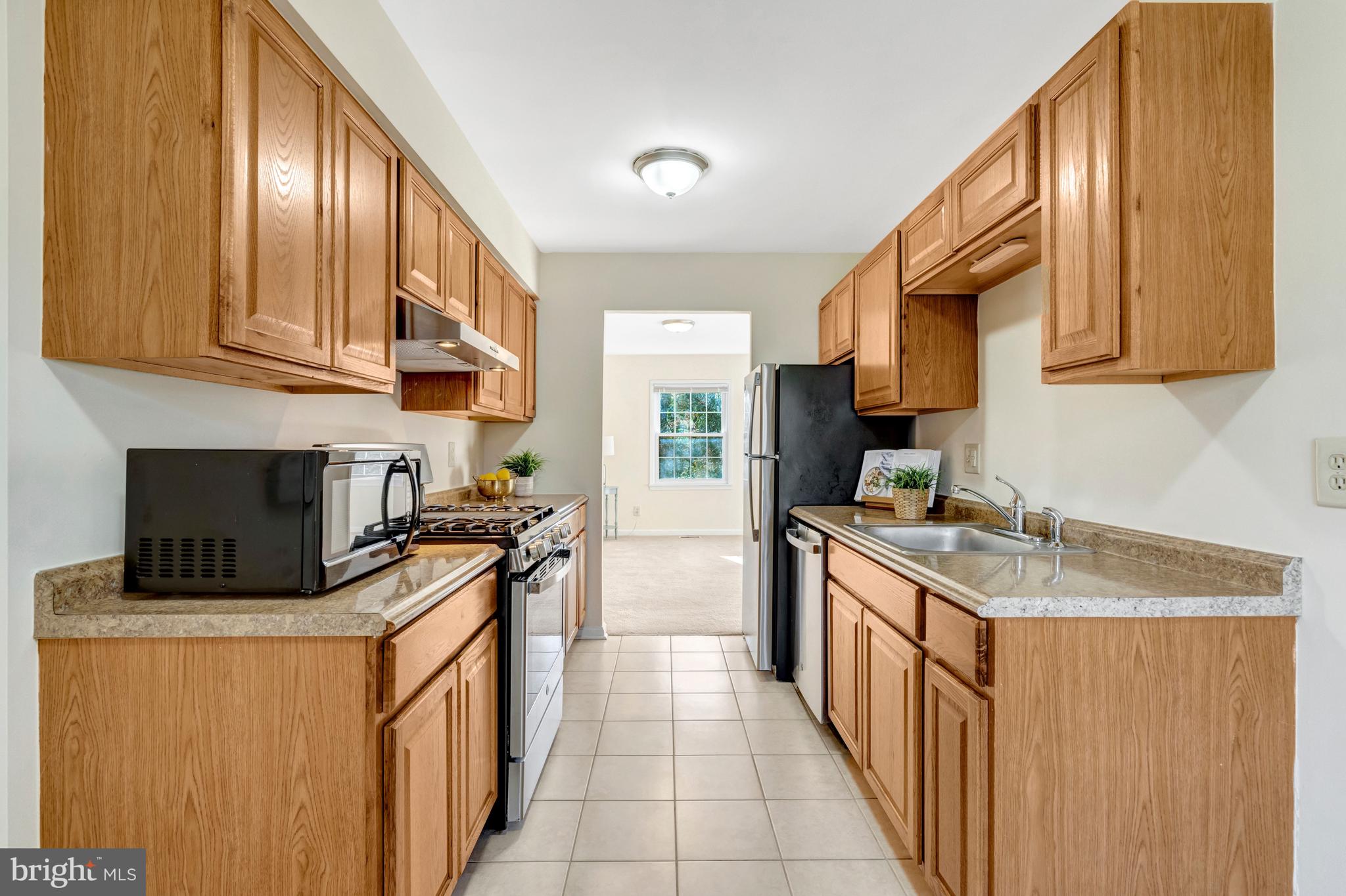 6306 PADDINGTON LANE