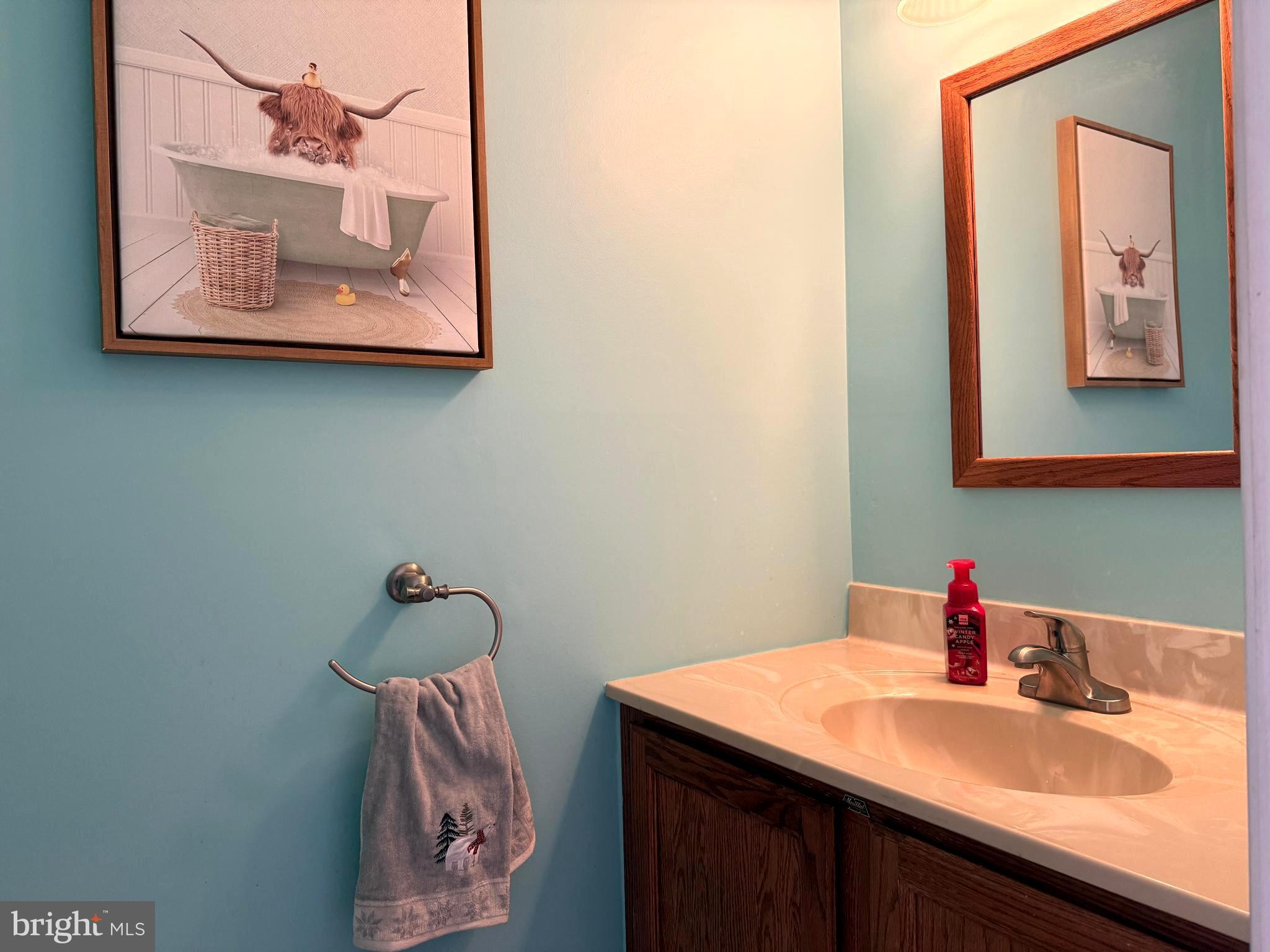 CAMBRIDGE SQ - Residential