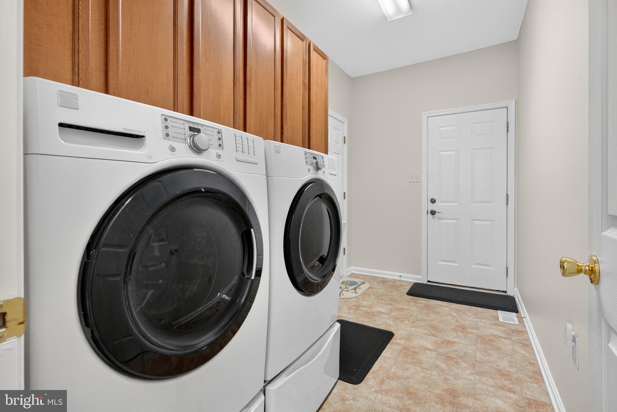 BROOKFIELD - Residential