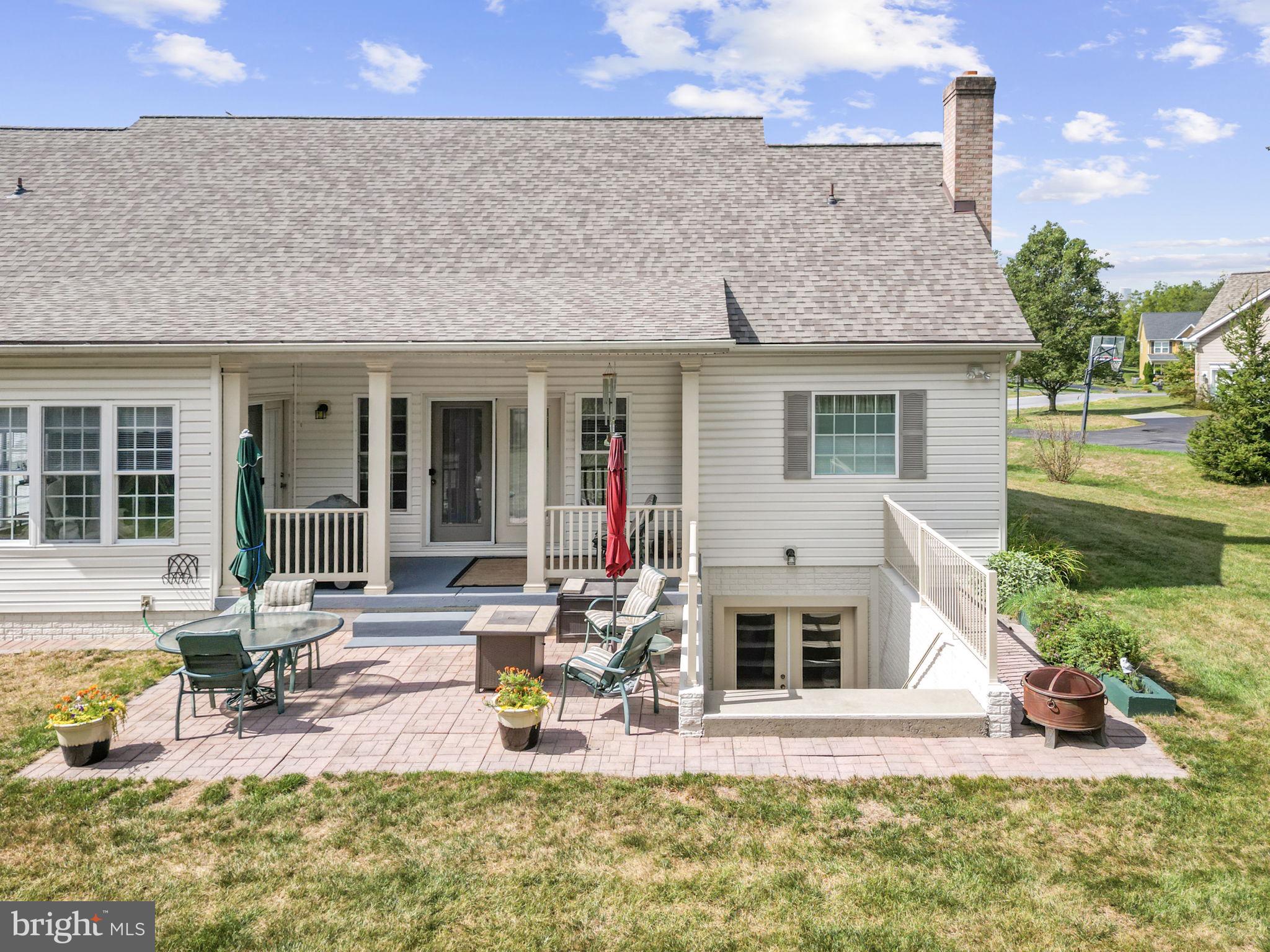 BROOKFIELD - Residential