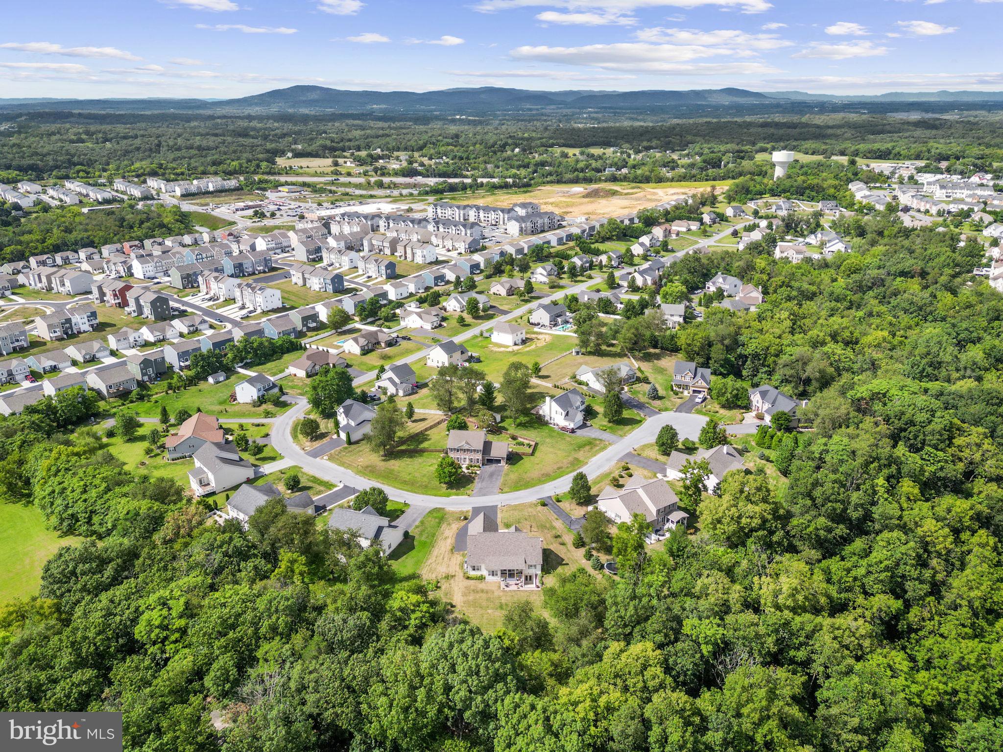 BROOKFIELD - Residential