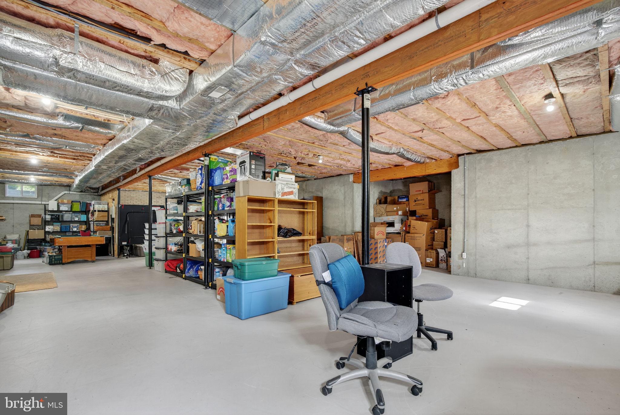 BROOKFIELD - Residential