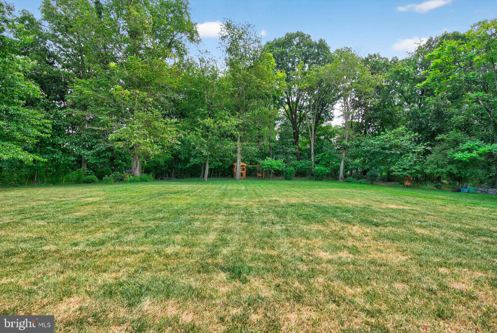 BROOKFIELD - Residential