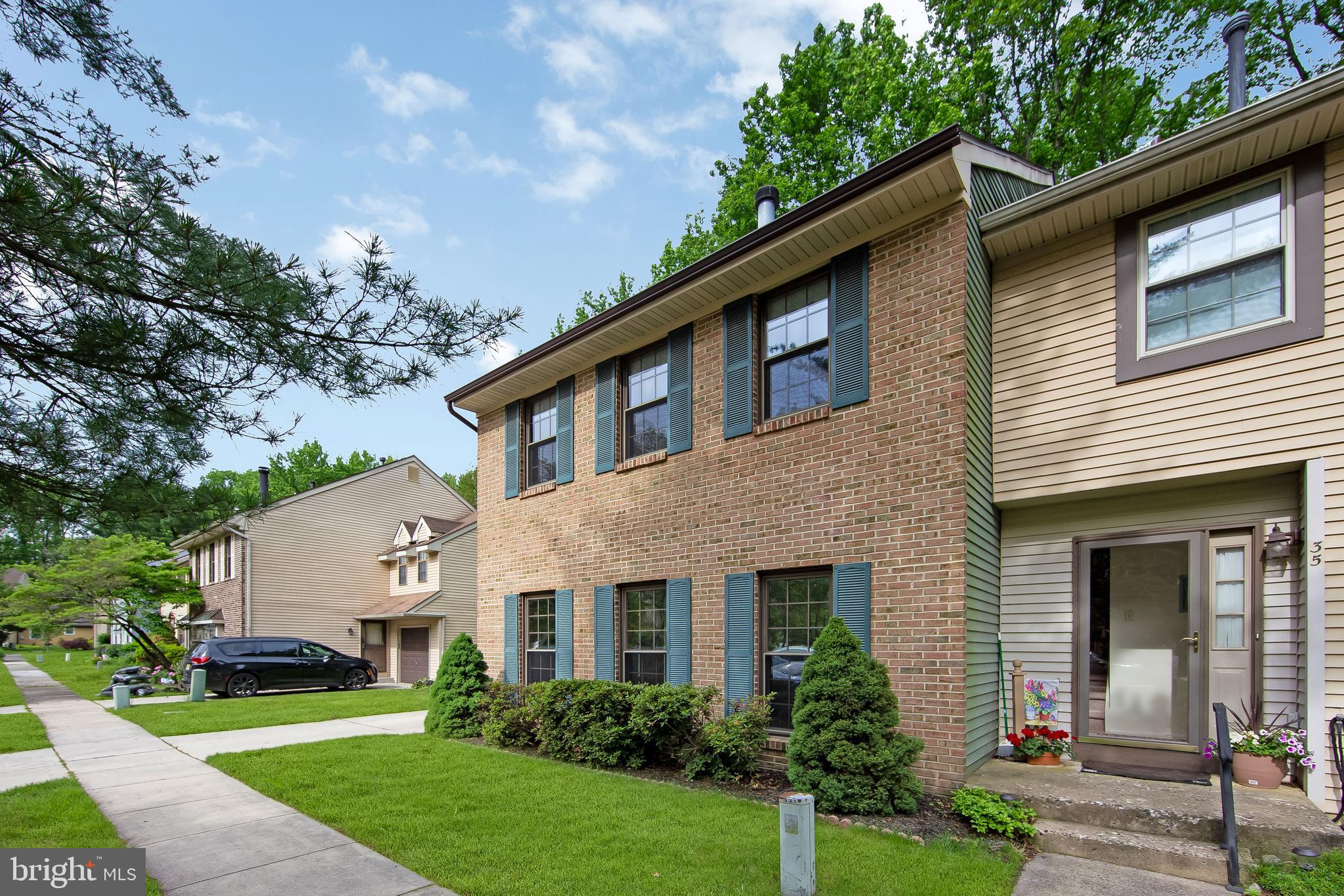 34 WENTWOOD COURT