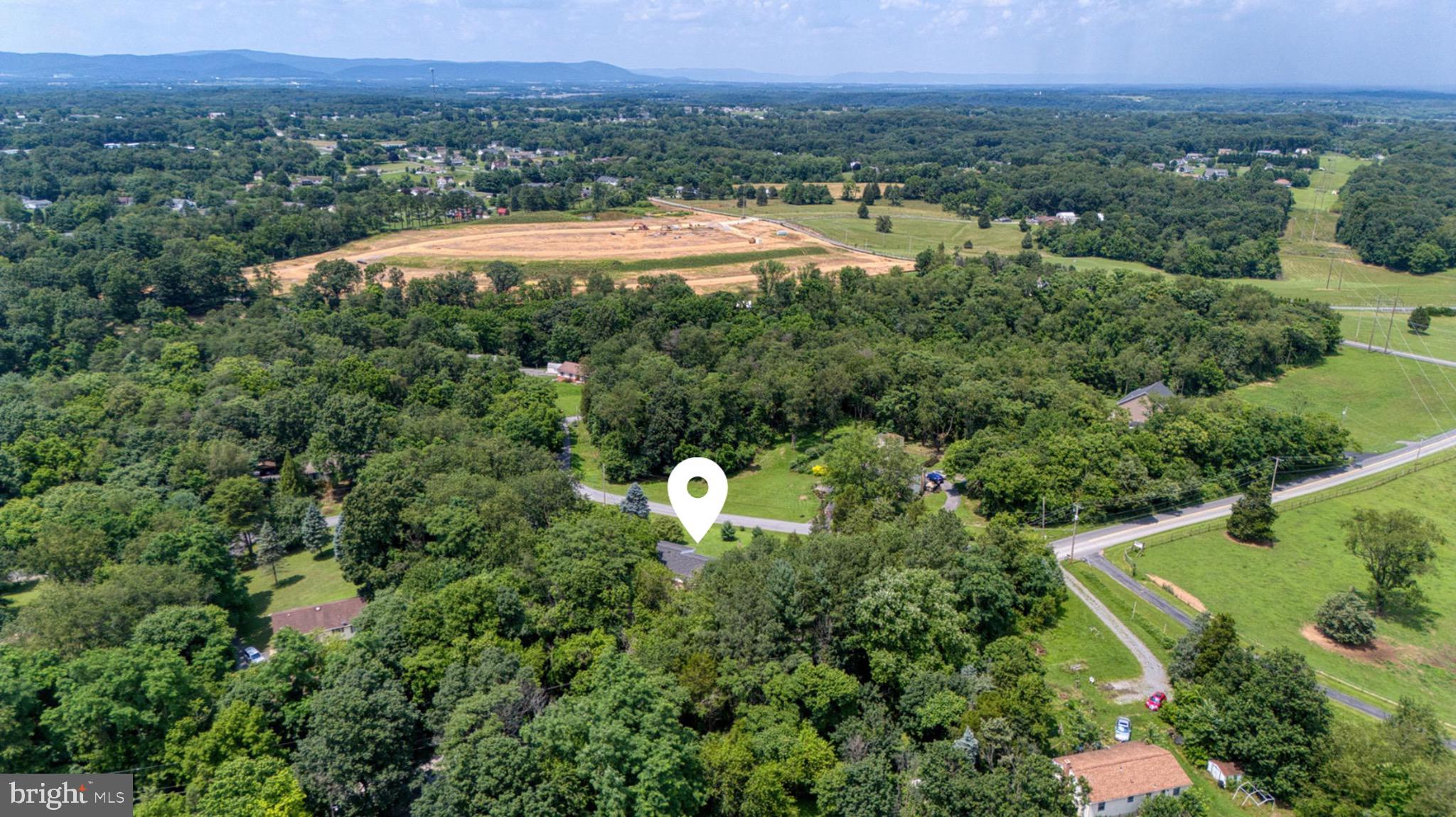 COUNTRY SIDE MANOR - Residential