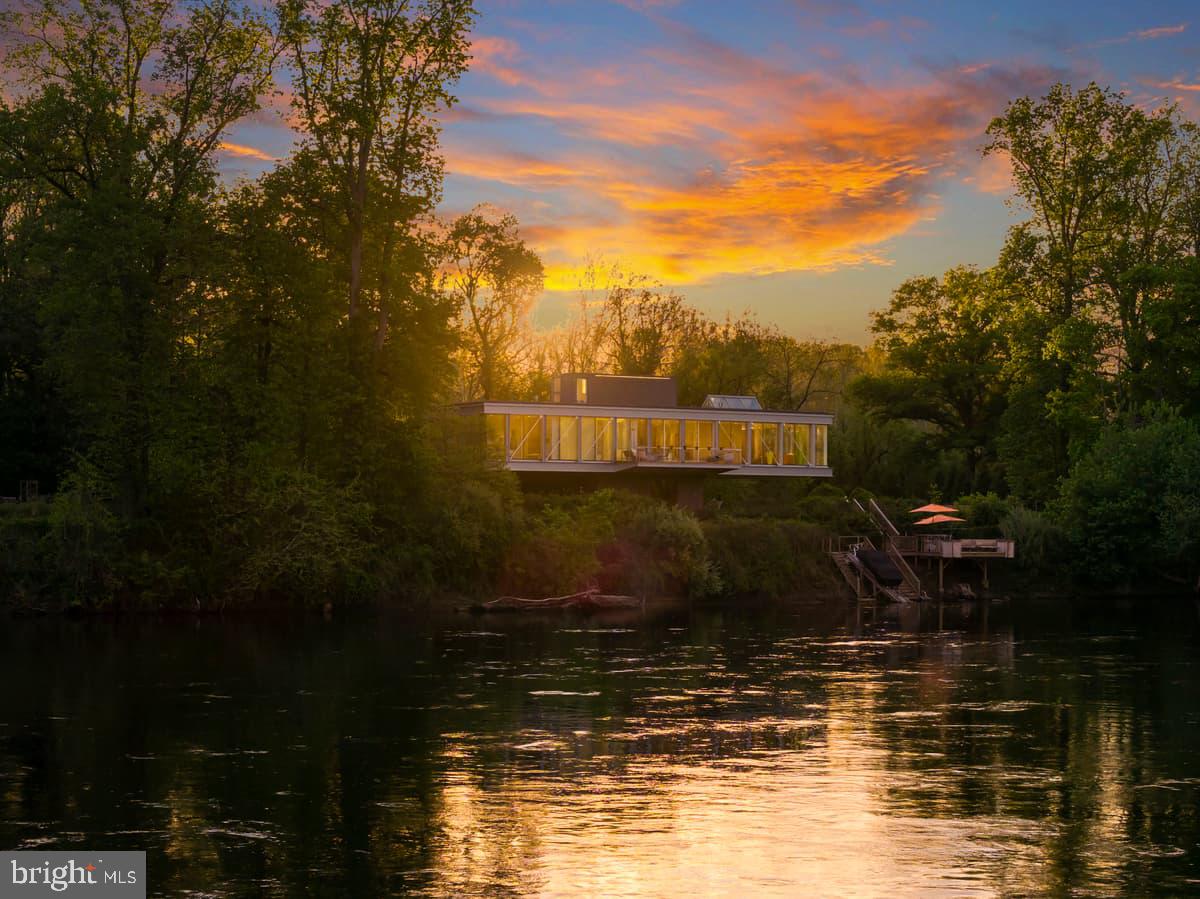 2710 RIVER ROAD