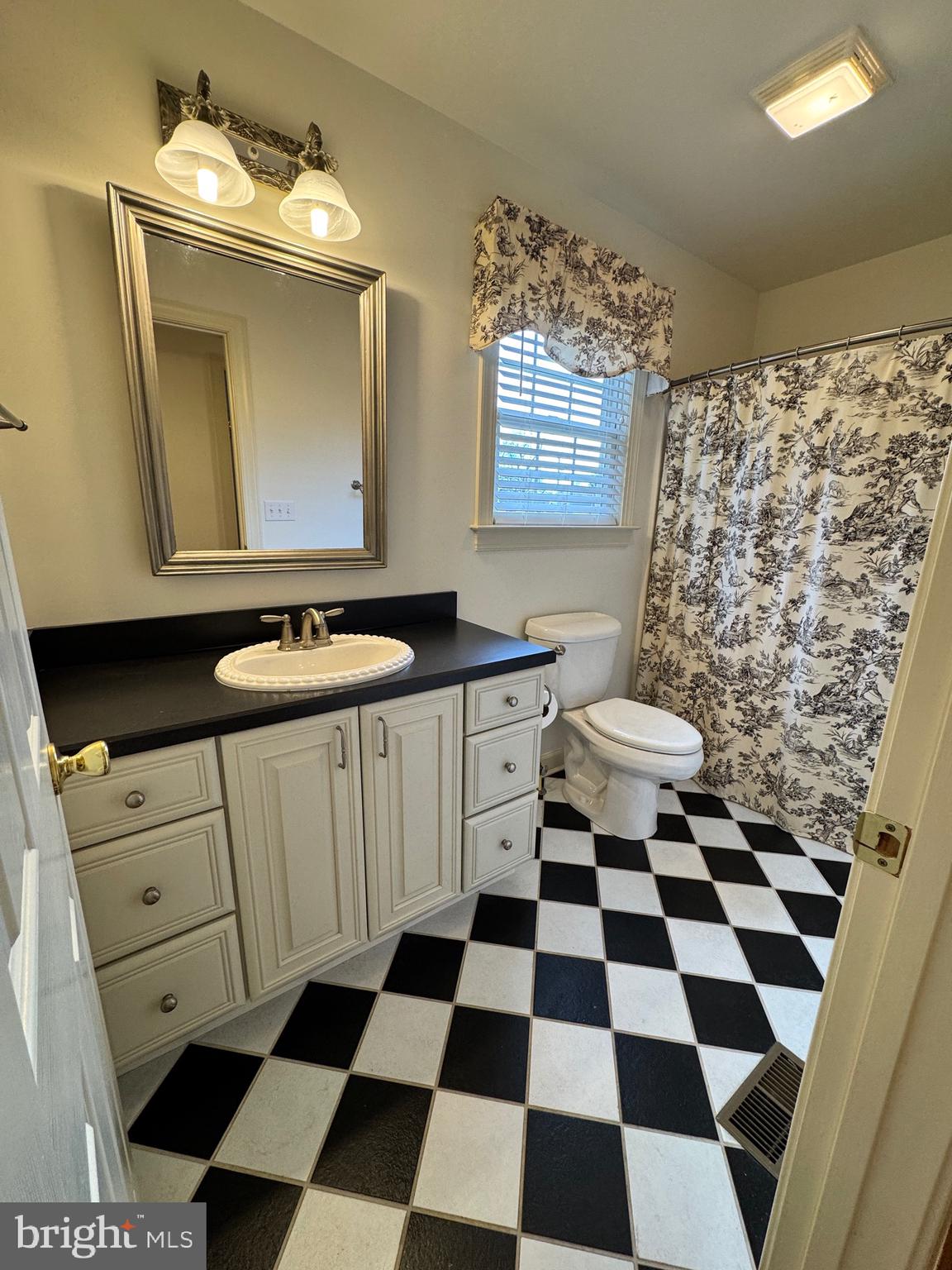 BECKFORD MANOR - Residential