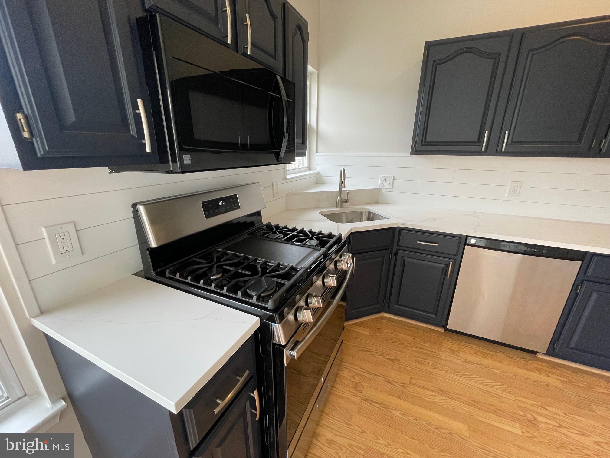 THE LAURELS - Residential