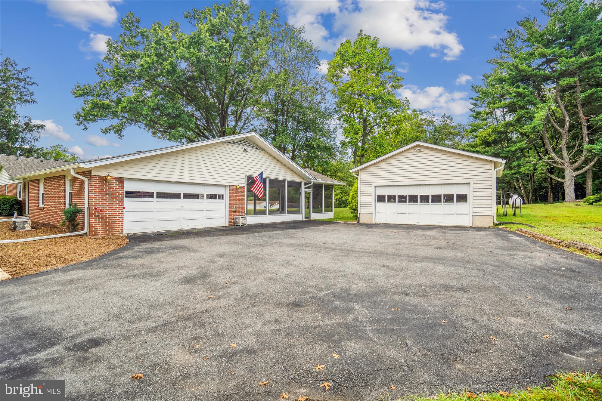 NORBROOK VILLAGE - Residential