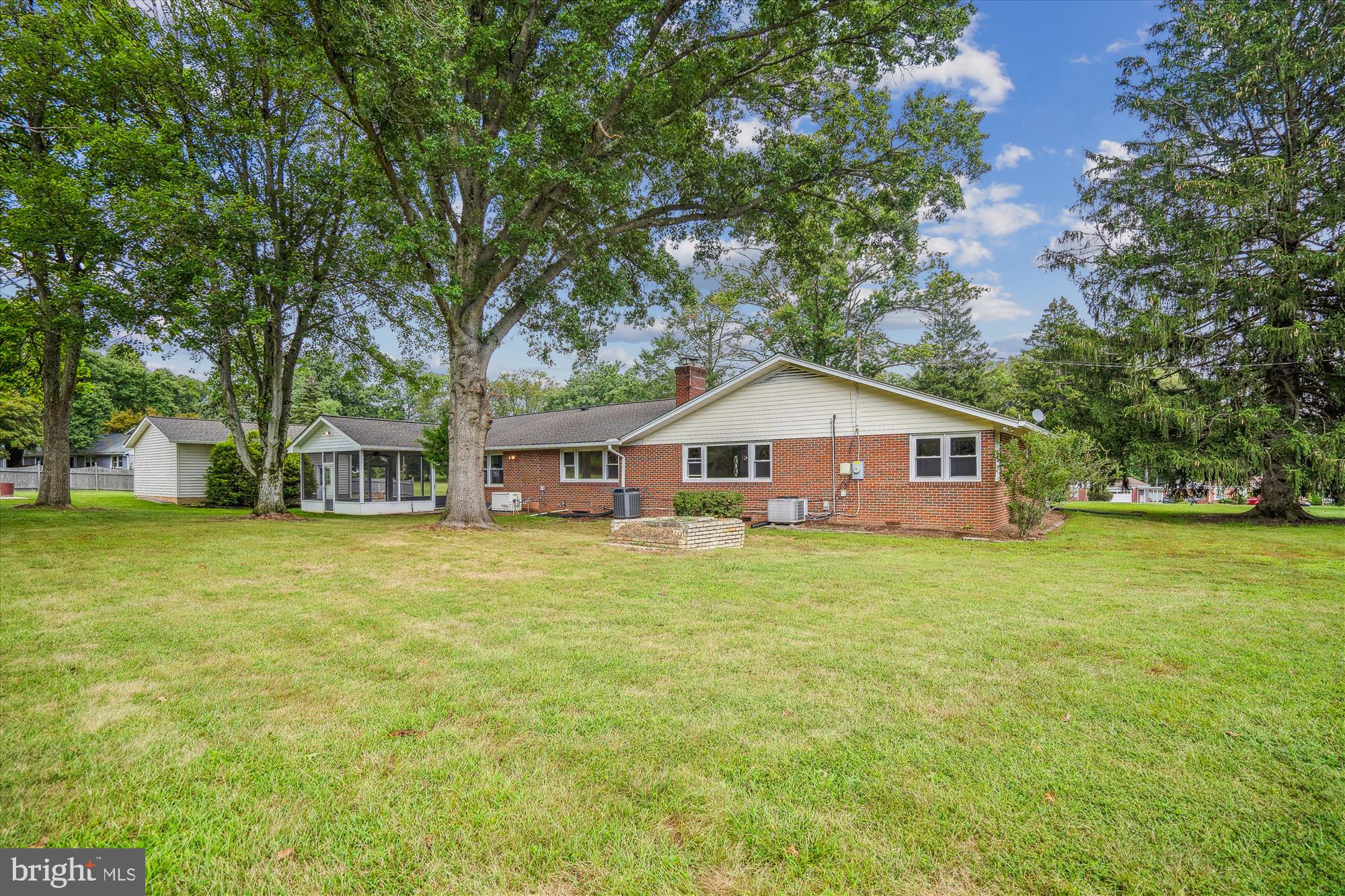 NORBROOK VILLAGE - Residential