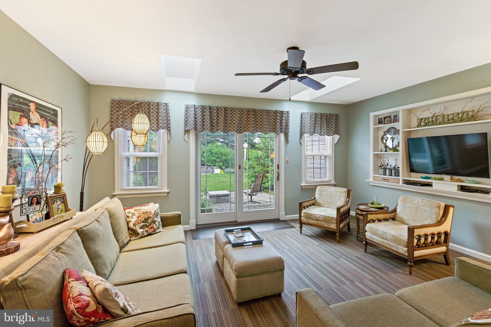 FALCON RIDGE - Residential