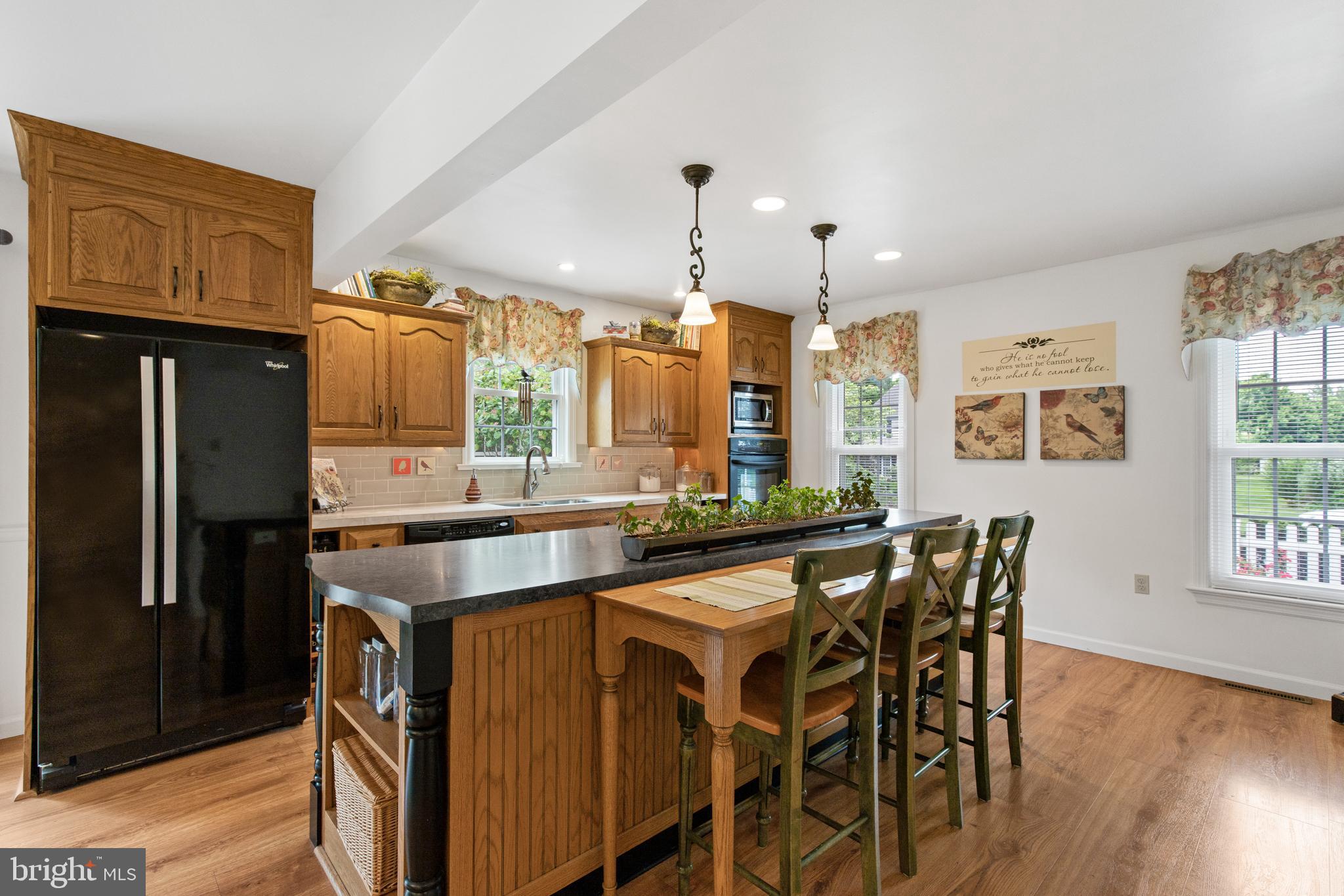 FALCON RIDGE - Residential
