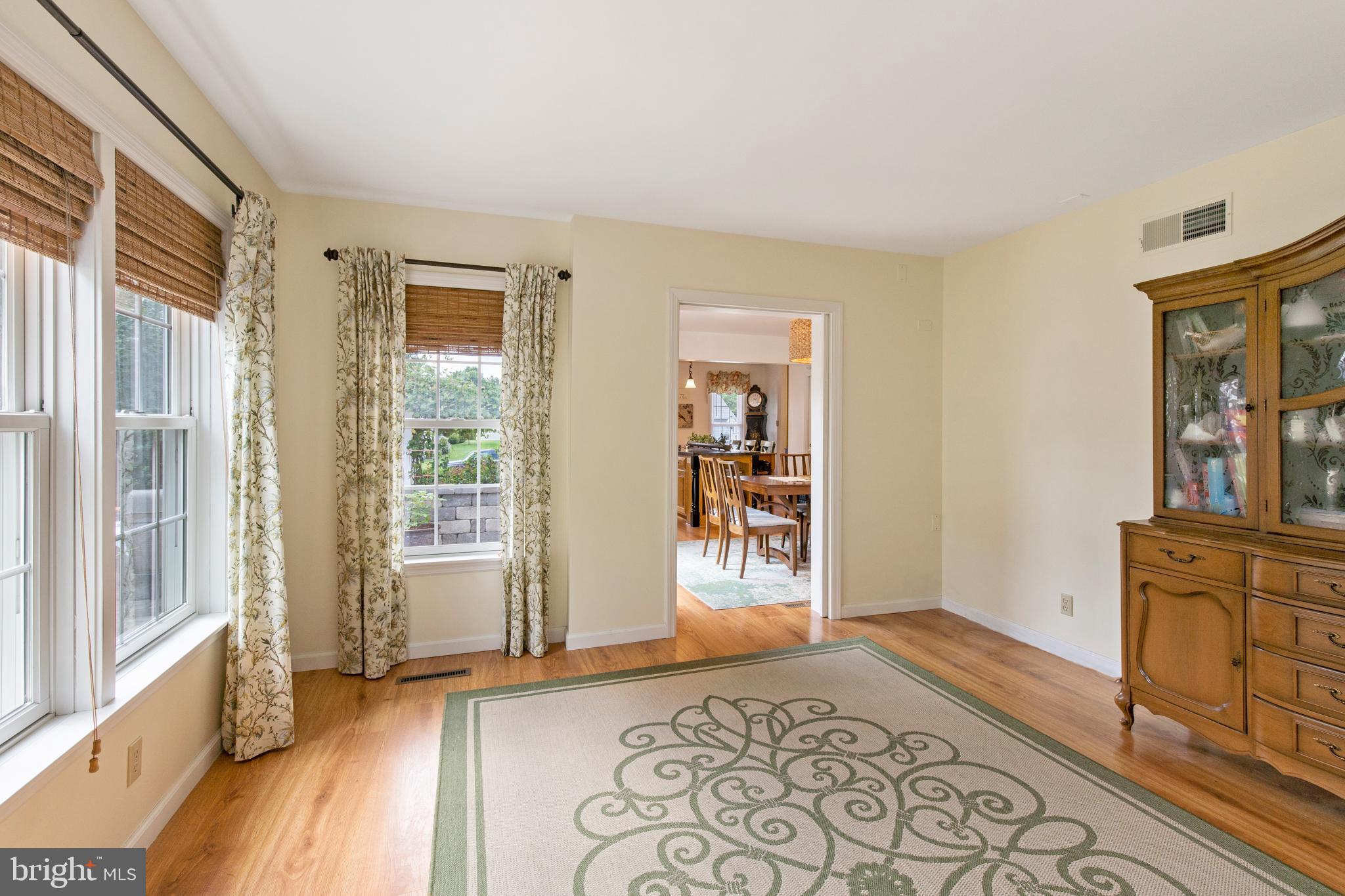 FALCON RIDGE - Residential