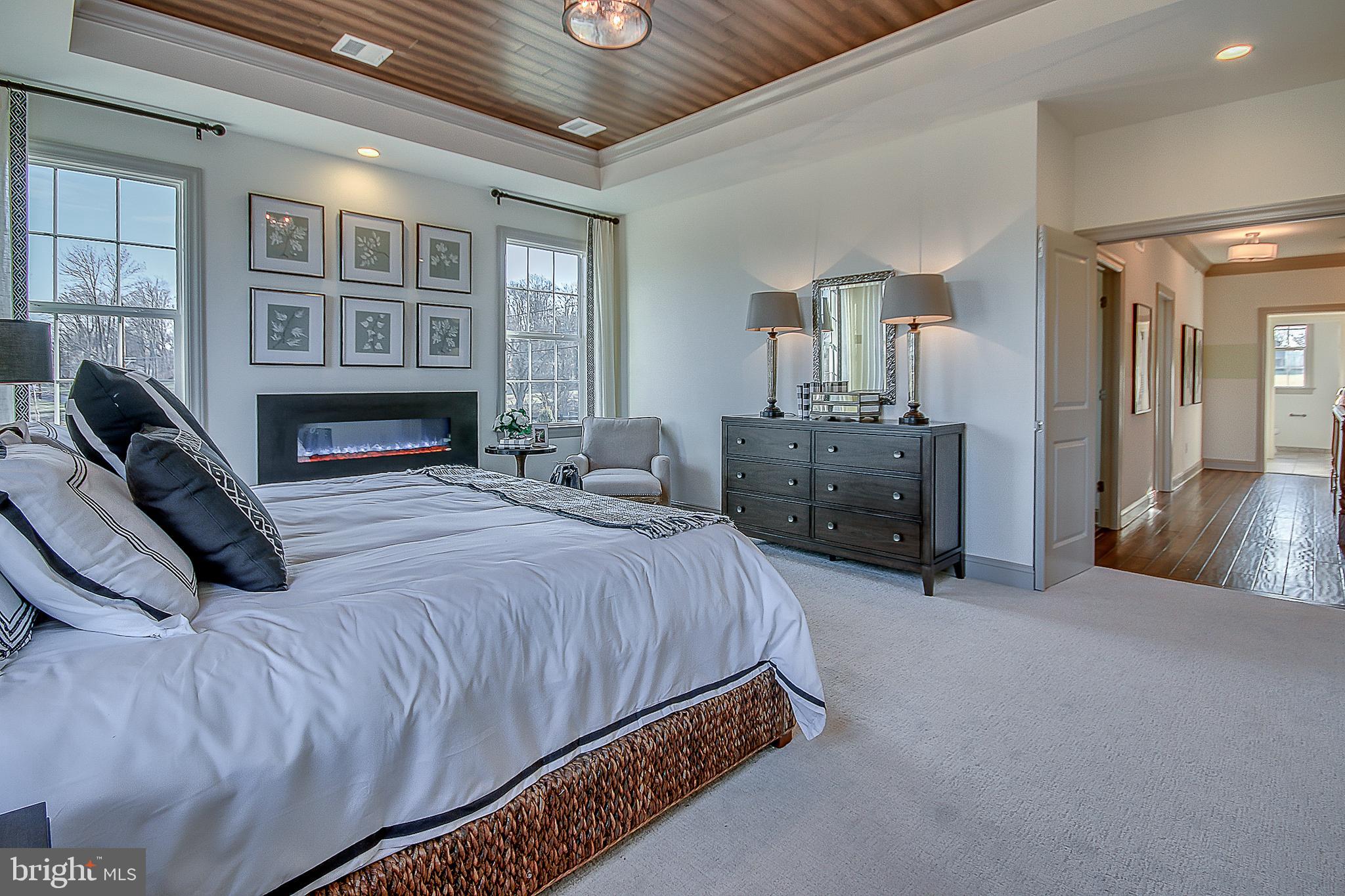 FALCON HILL ESTATES AT WYNDMOOR - Residential