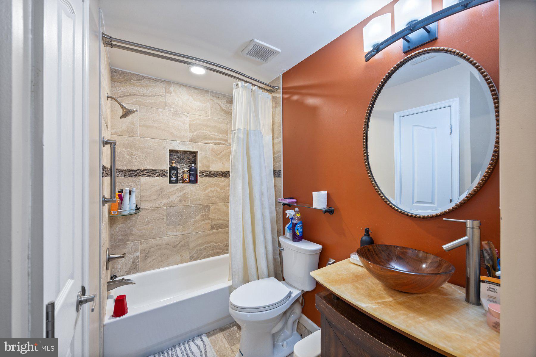 HARMANS FARM - Residential Lease